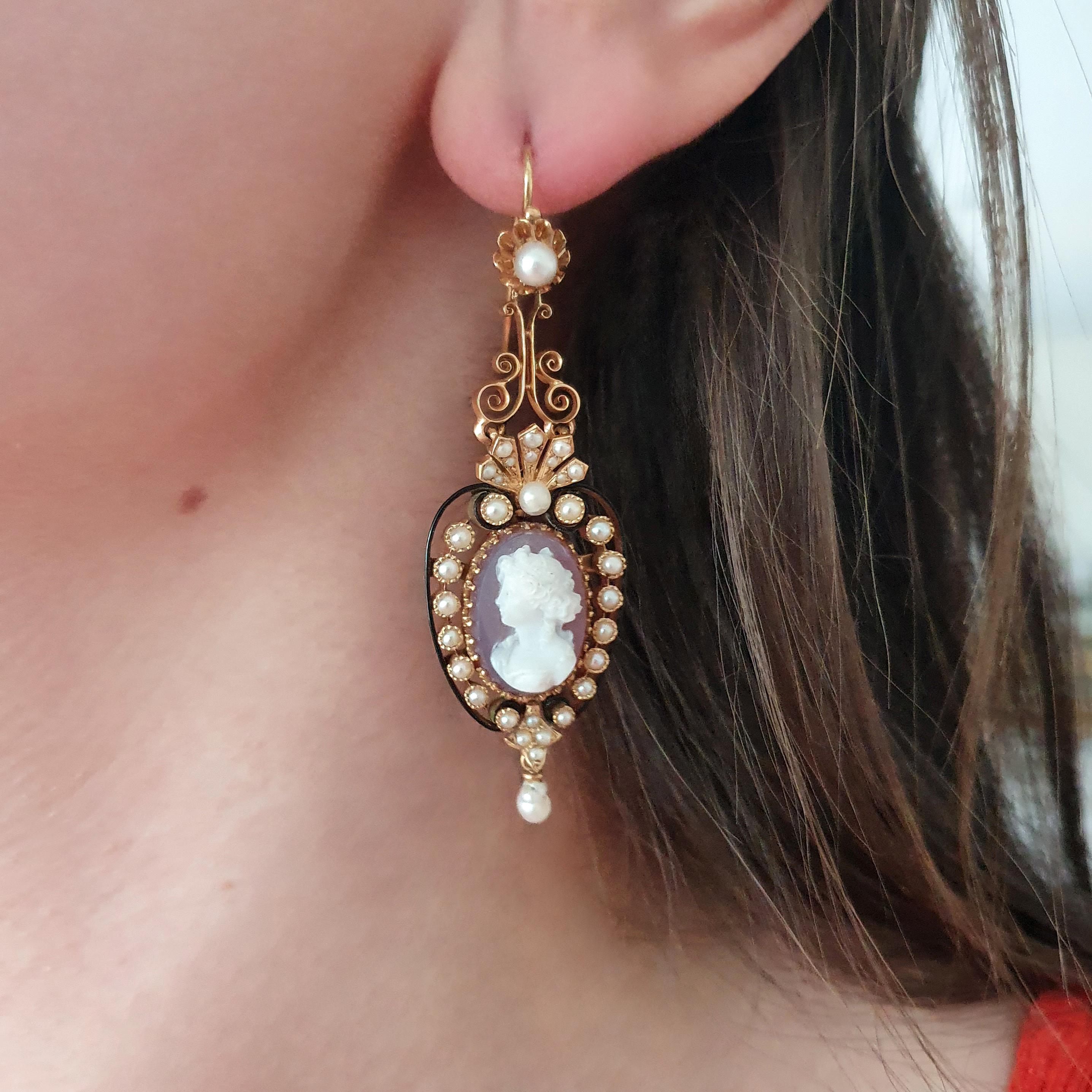 Antique Cameo Gold Pearl Set For Sale 2
