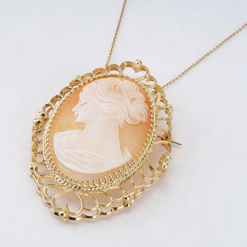 Art Nouveau Antique Cameo Pin and Pendant with Heart Bezel in 14k Yellow Gold For Sale