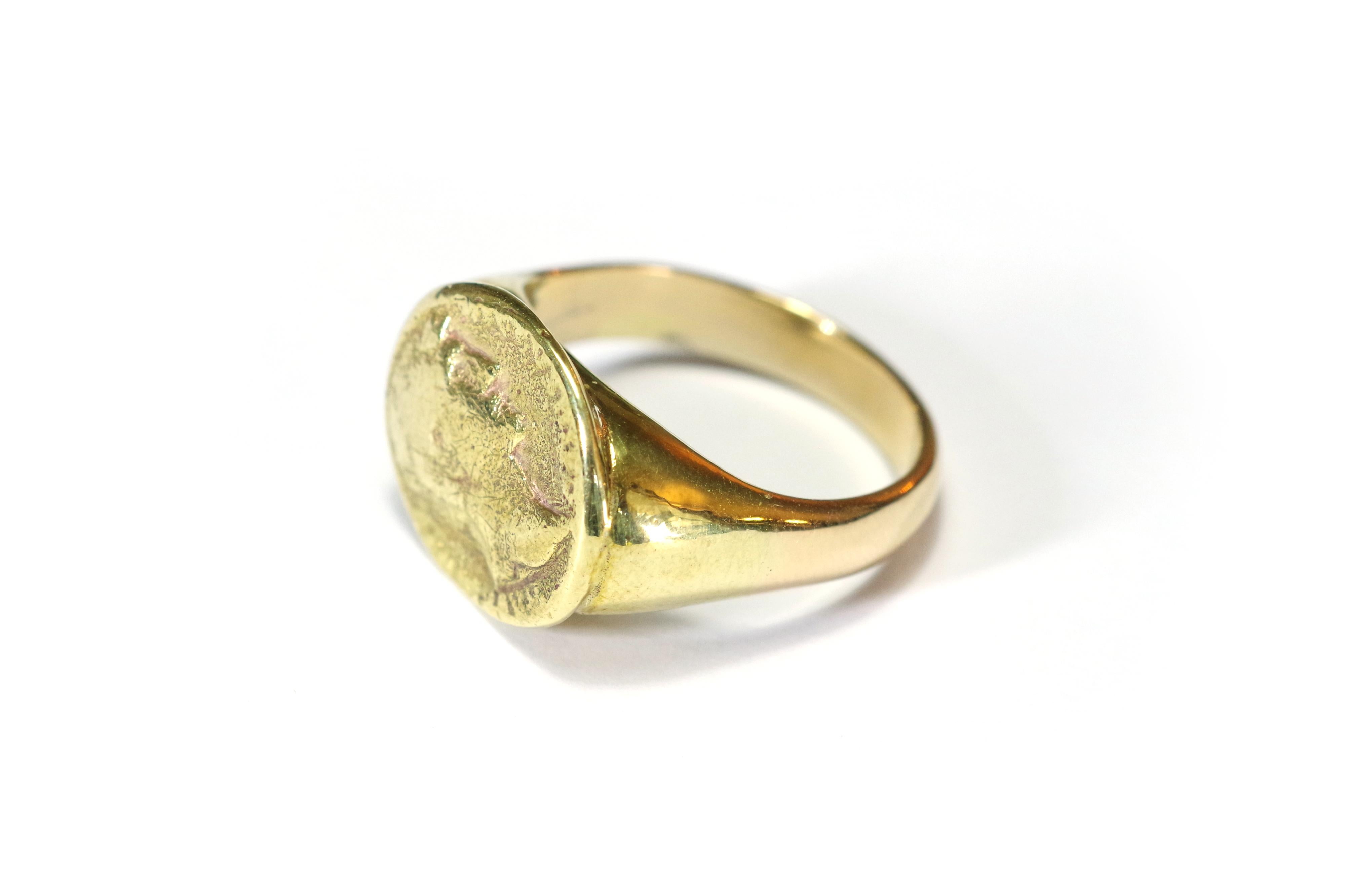 Antiker Kamee-Ring aus Gold und Bronze im Zustand „Relativ gut“ im Angebot in PARIS, FR
