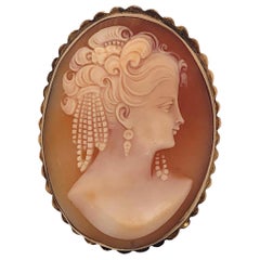 Antique Cameo Yellow Gold Brooch Pendant 