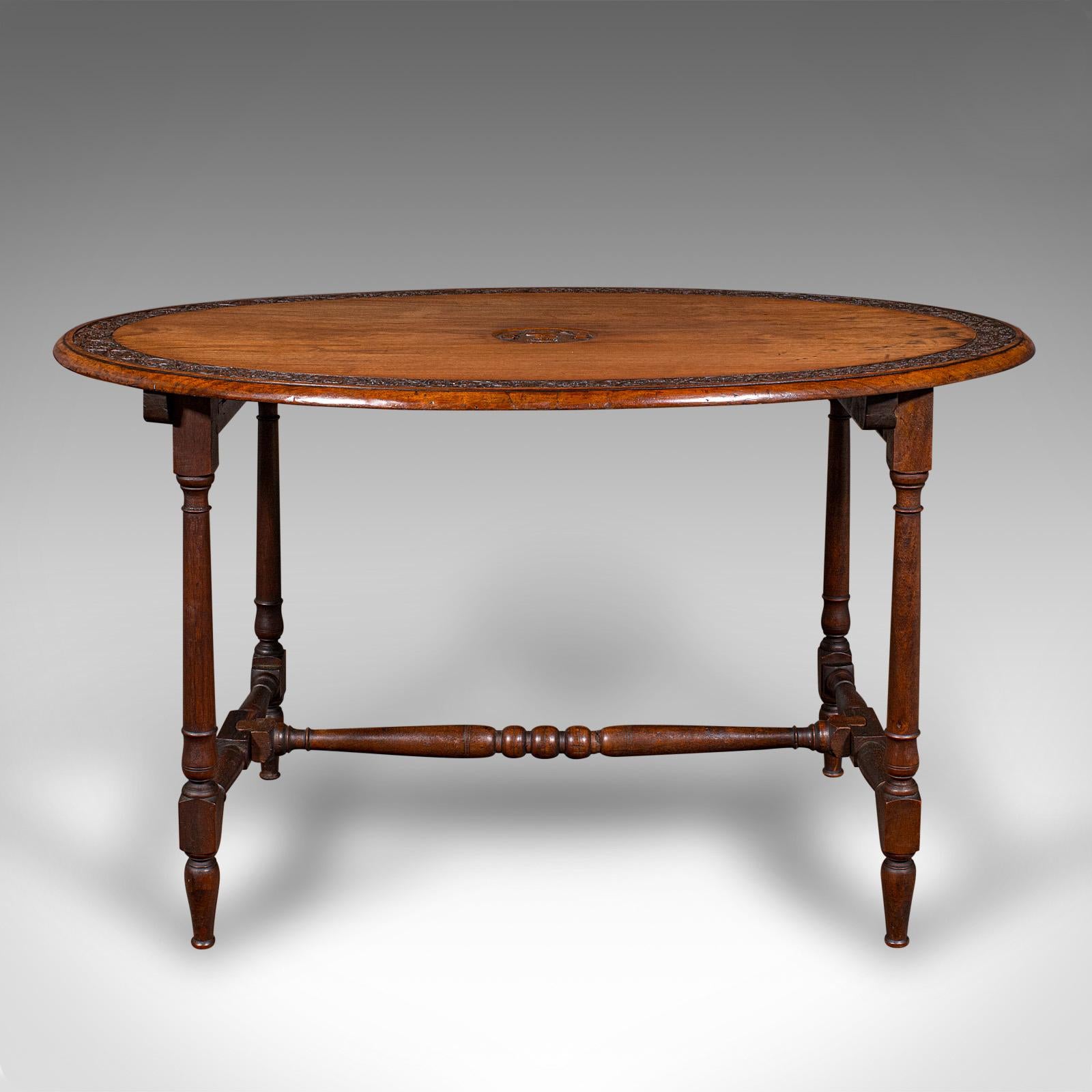 Britannique Ancienne table de mess Campaigner, anglaise, noyer, ovale, occasionnelle, victorienne, 1900 en vente