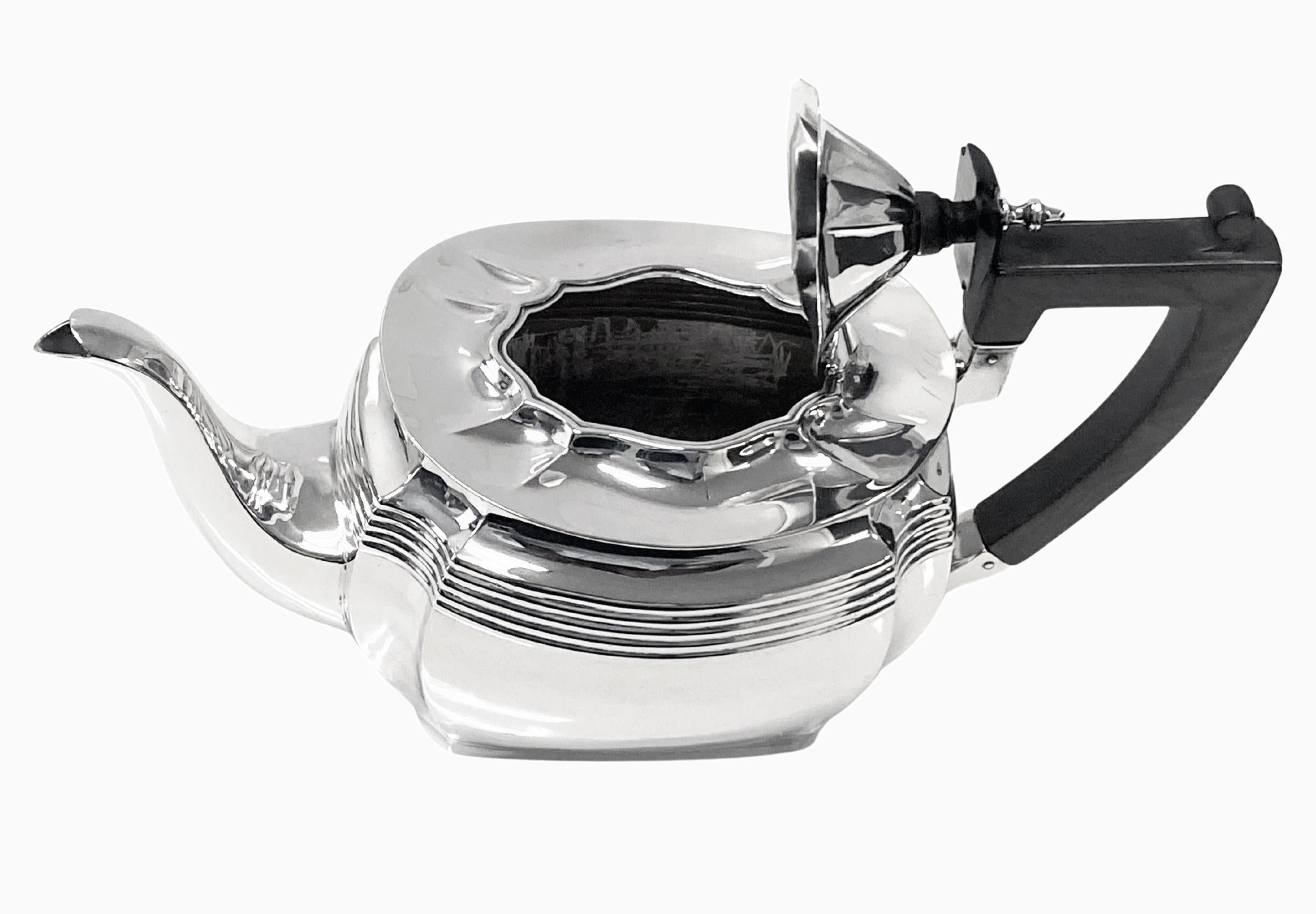 Early 20th Century Antique Canadian Sterling silver Teapot Toronto C.1900 Roden Bros For Sale