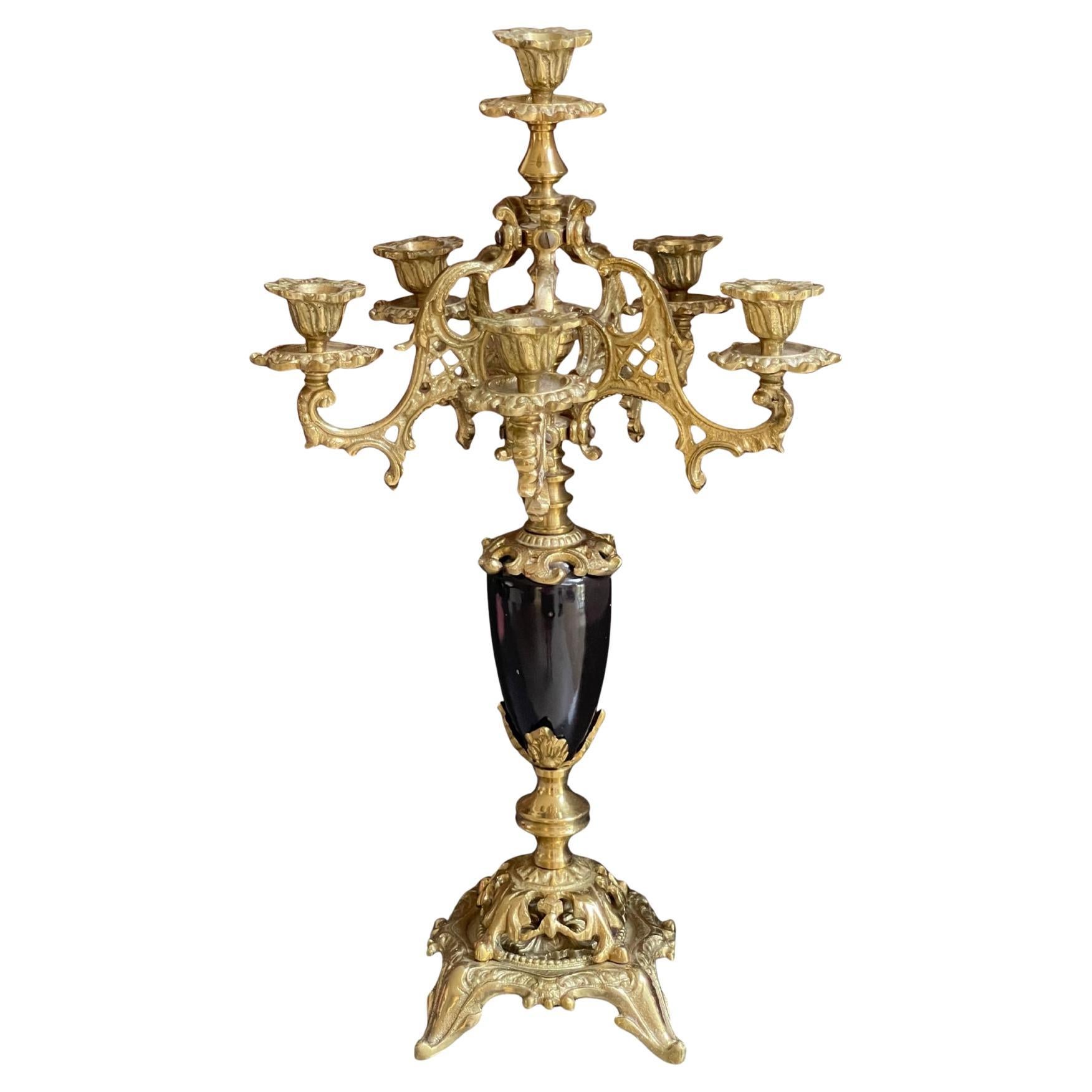 Antico portacandele in ottone dorato e marmo, candelieri decorativi rococò