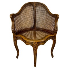 Chaise d'angle en rotin antique