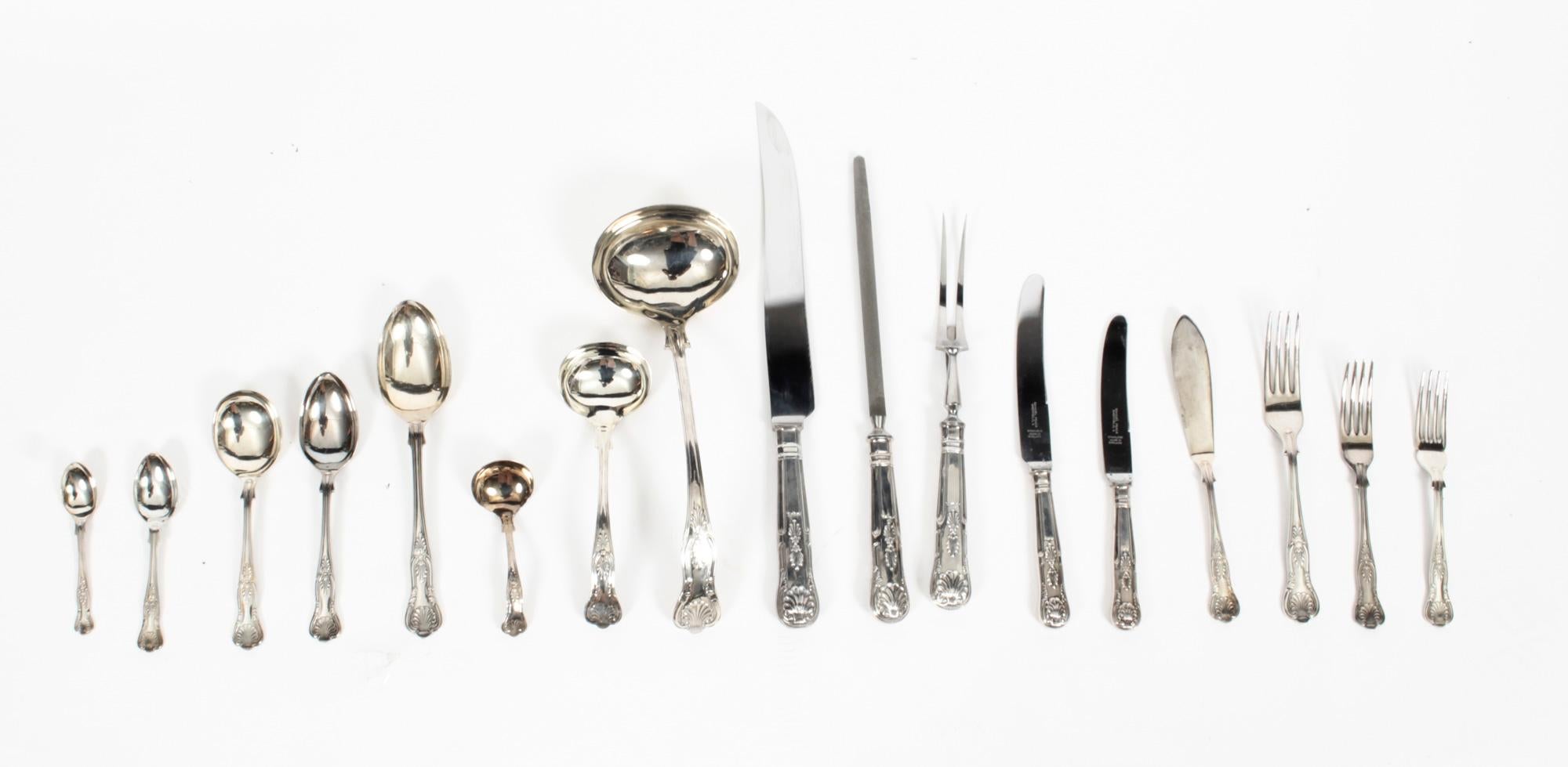 Antique Canteen x 12 Silver Plated Cutlery Set Kings Pattern Early 20th Century In Good Condition In London, GB