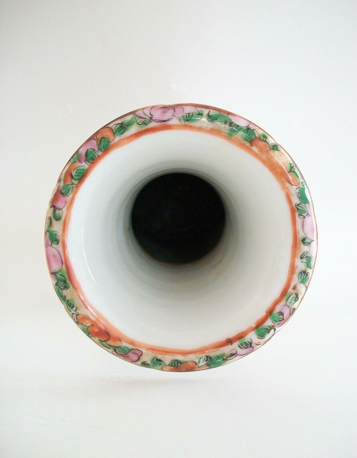Antique Canton 'Famille Rose' Porcelain Vase, Unsigned, China, 19th Century 4