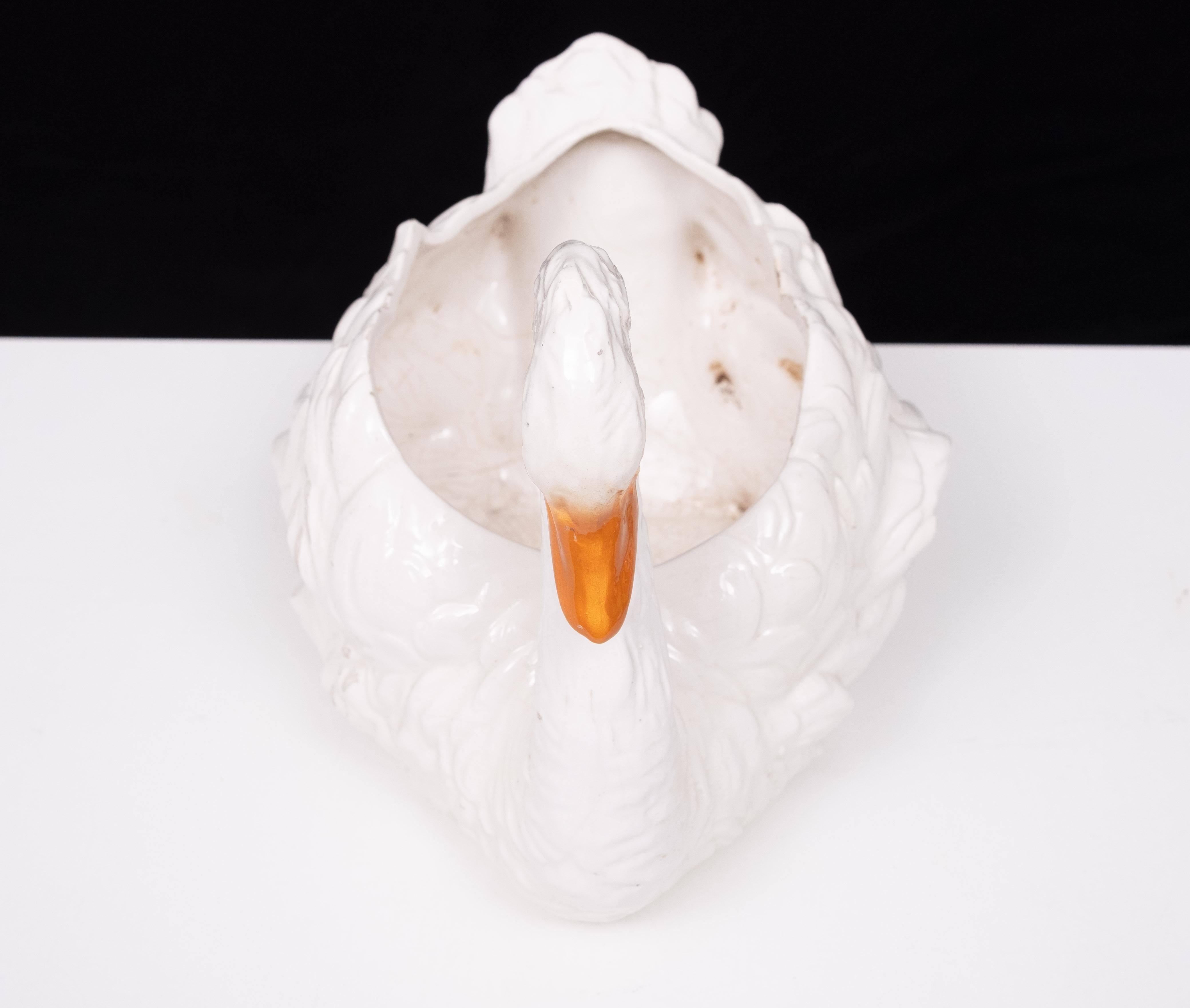 Antique Capodimonte Ceramic Swan jardiniere  1880 For Sale 6