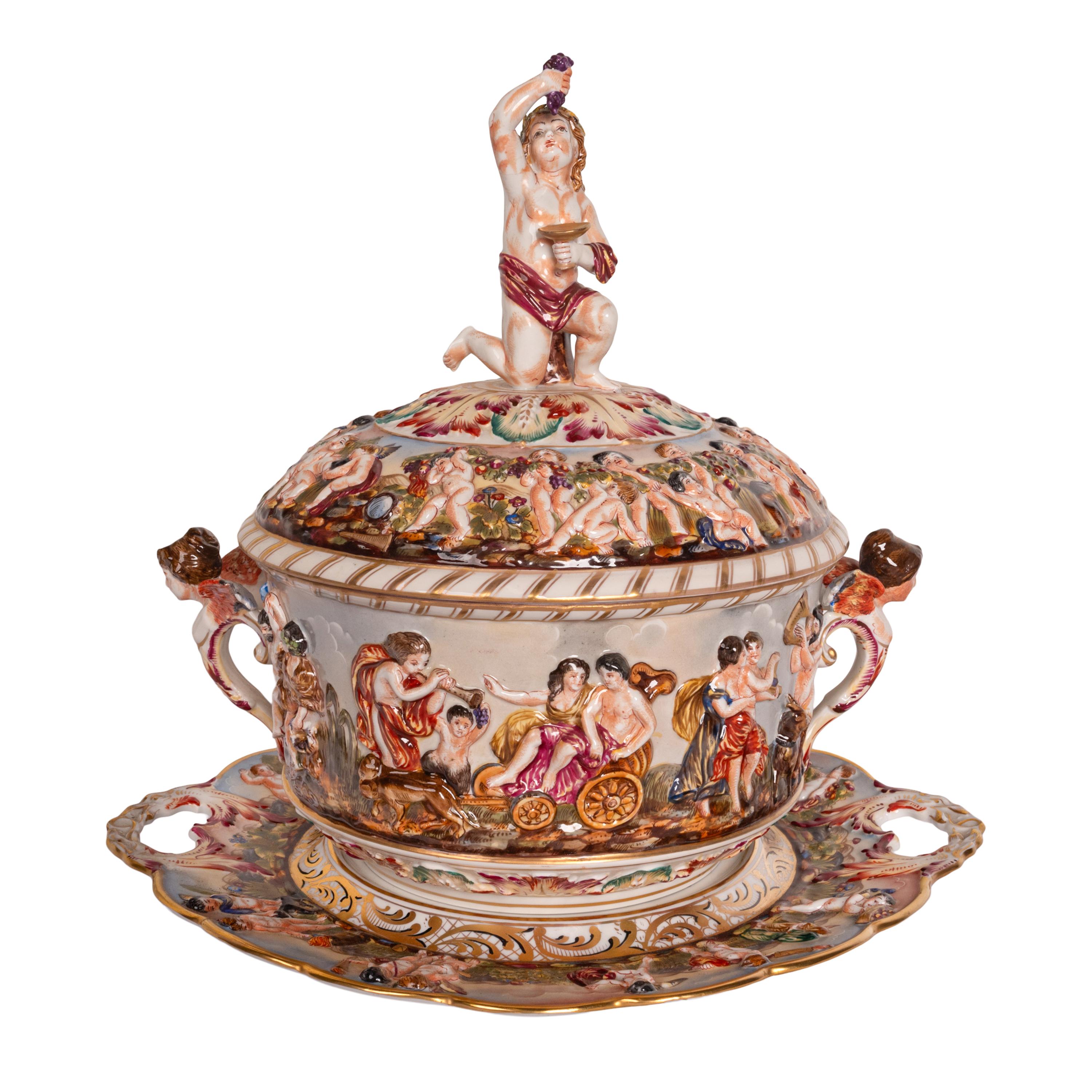 Italian Antique Capodimonte Porcelain 215 Piece Dinner Service Napoleon 
