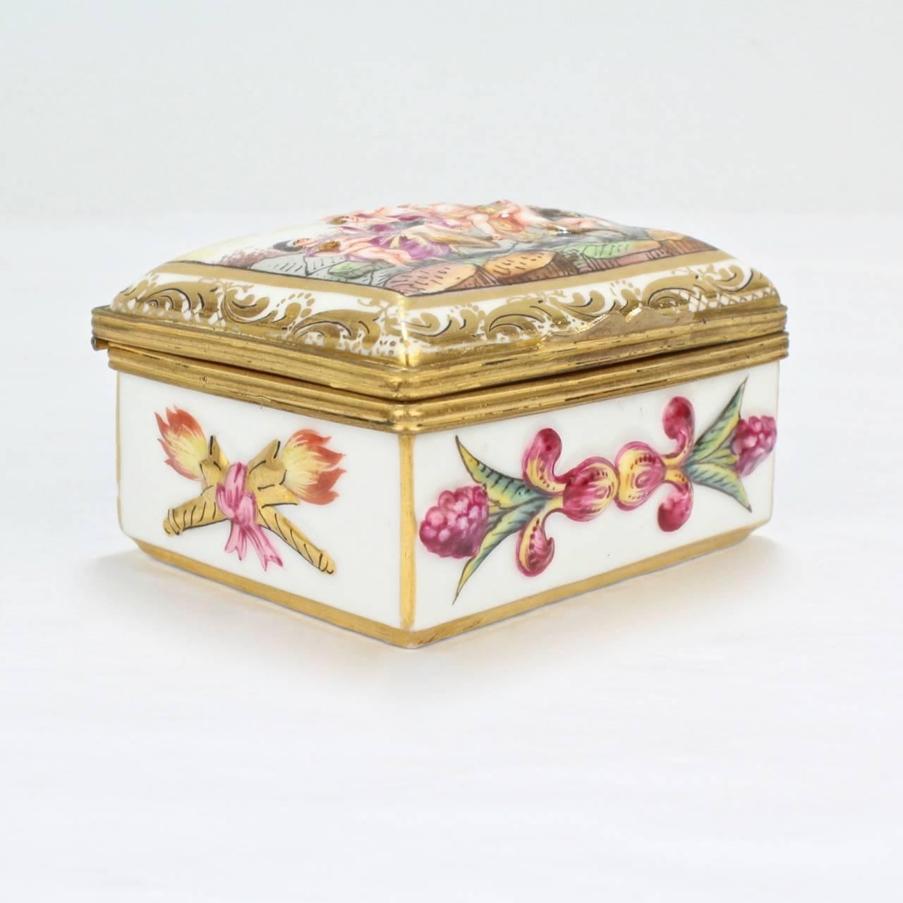 Italian Antique Capodimonte Porcelain Table Snuff or Dresser Box For Sale