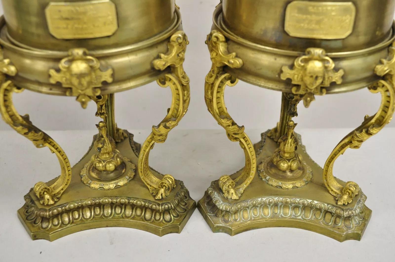 Ancienne lampe de table à huile Carcel Paris French Renaissance en bronze doré - une paire en vente 1