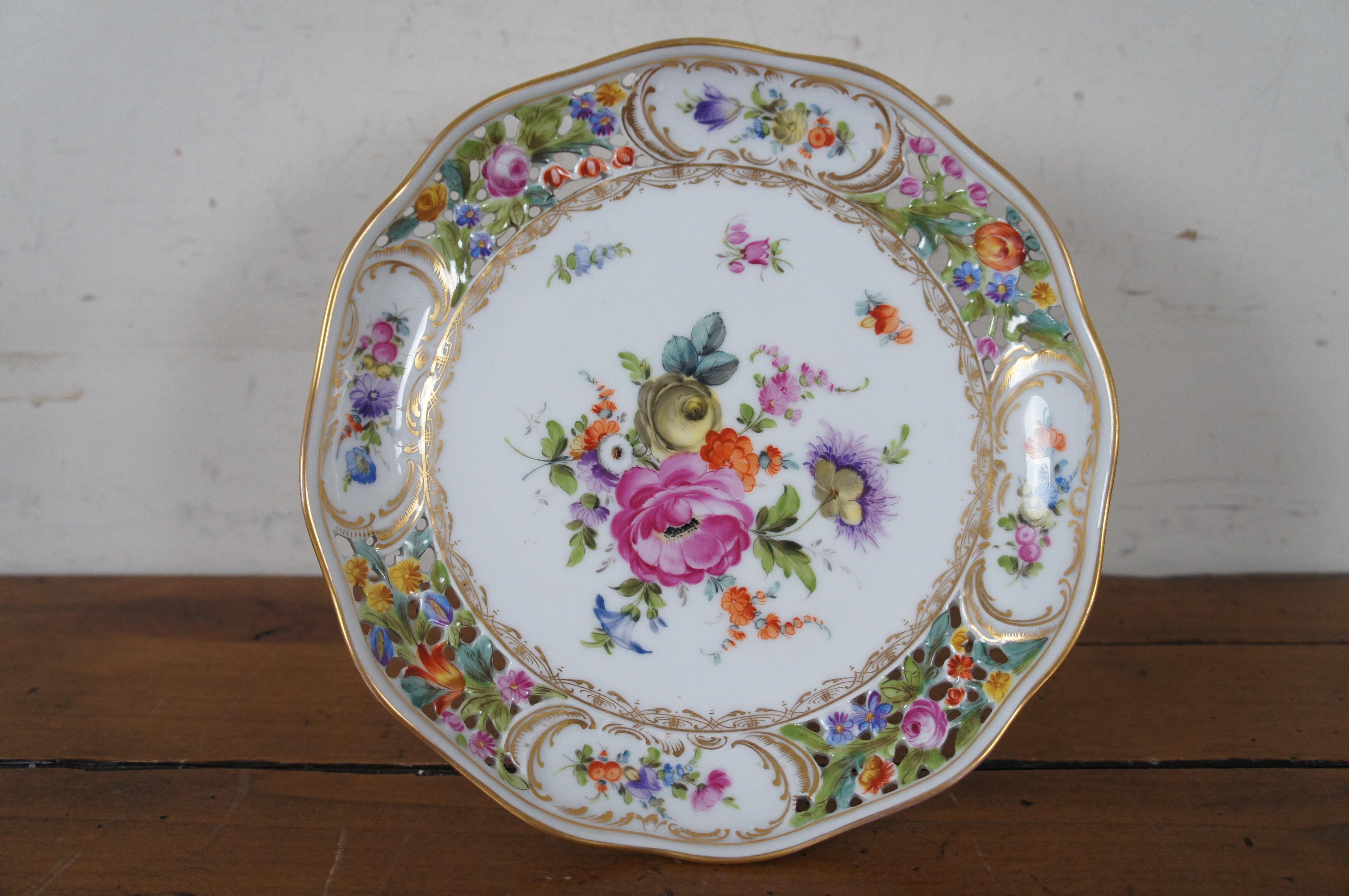 Antiquité Carl Thieme German Dresden Footed Reticulated Compote Cake Plate 9