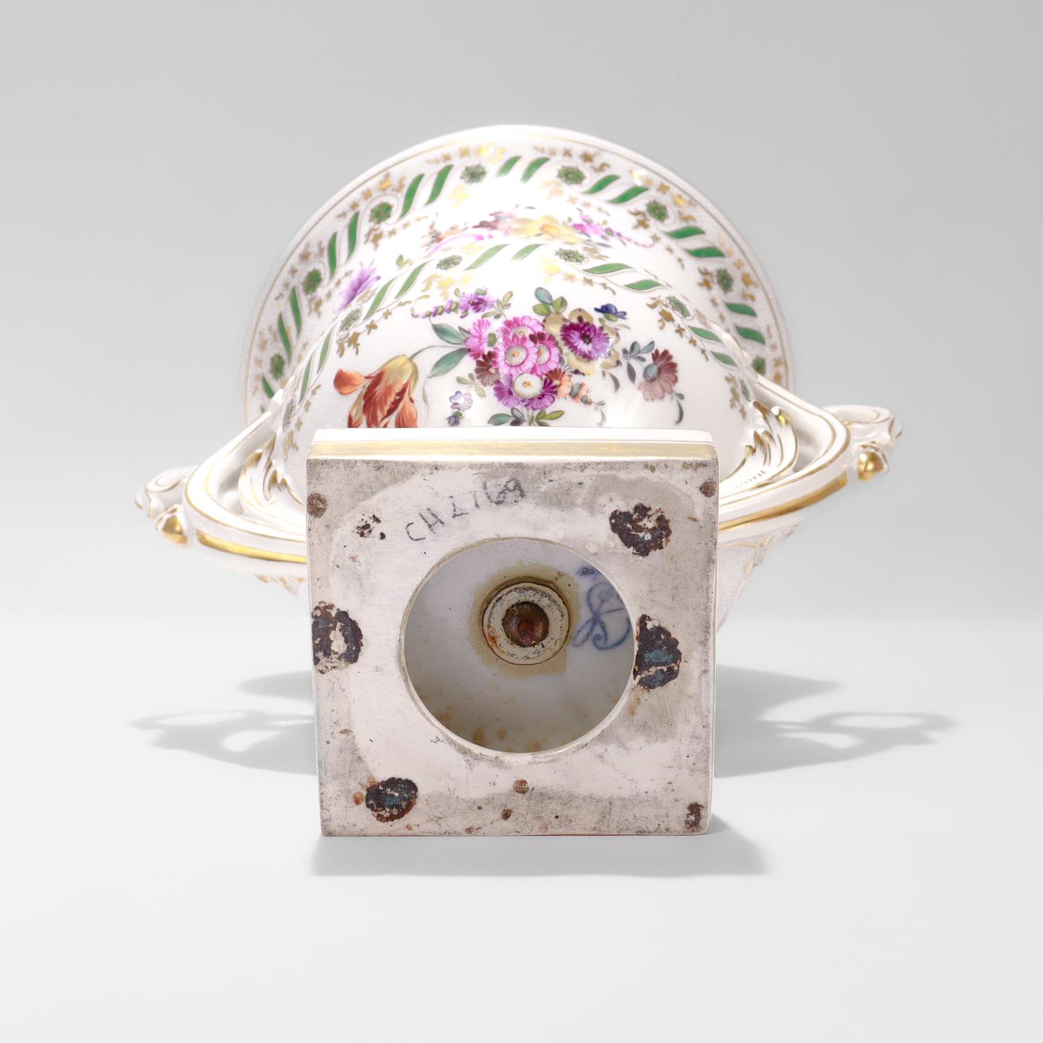 Ancienne urne recouverte de porcelaine allemande de style Dresde Carl Thieme Potschappel en vente 4