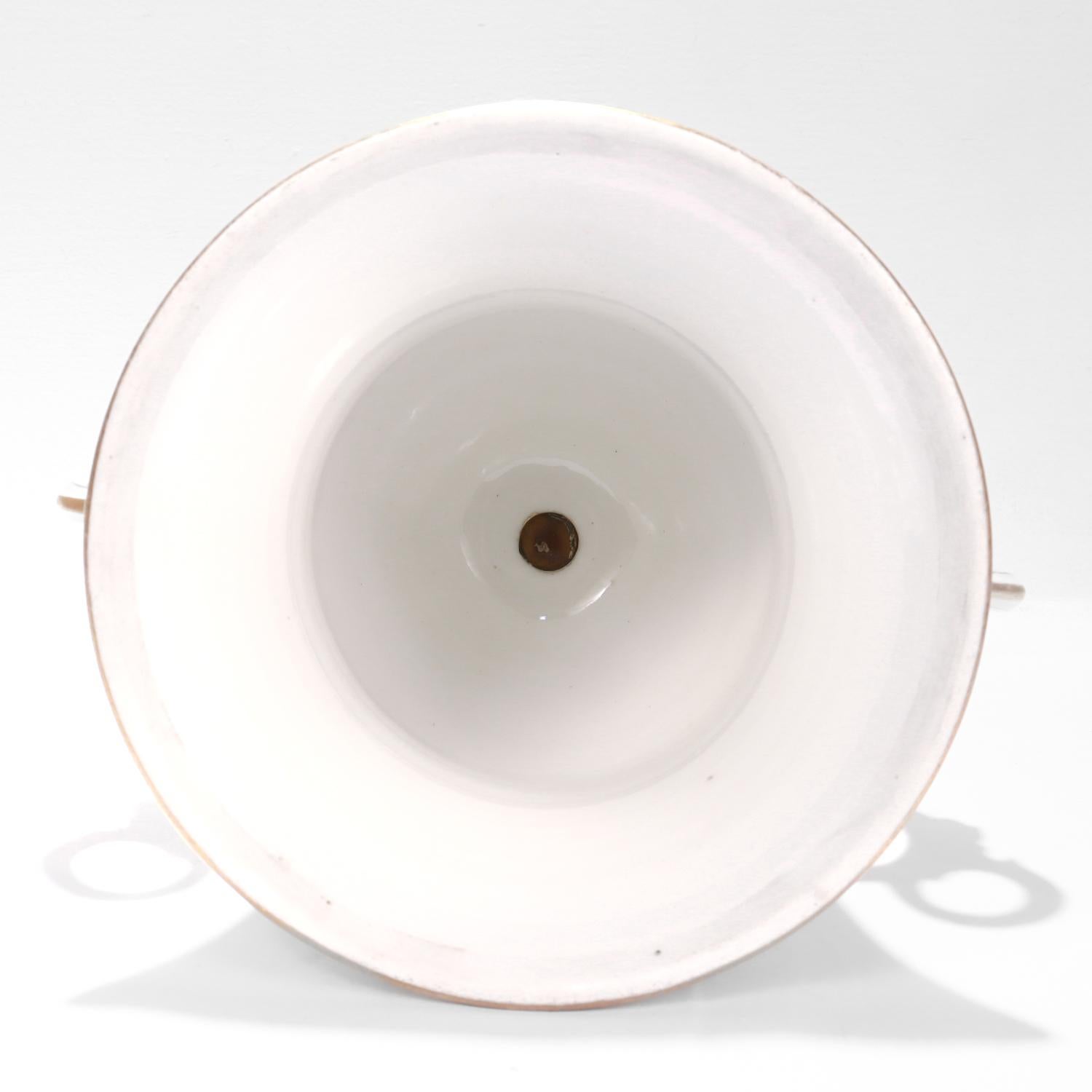 Ancienne urne recouverte de porcelaine allemande de style Dresde Carl Thieme Potschappel en vente 1