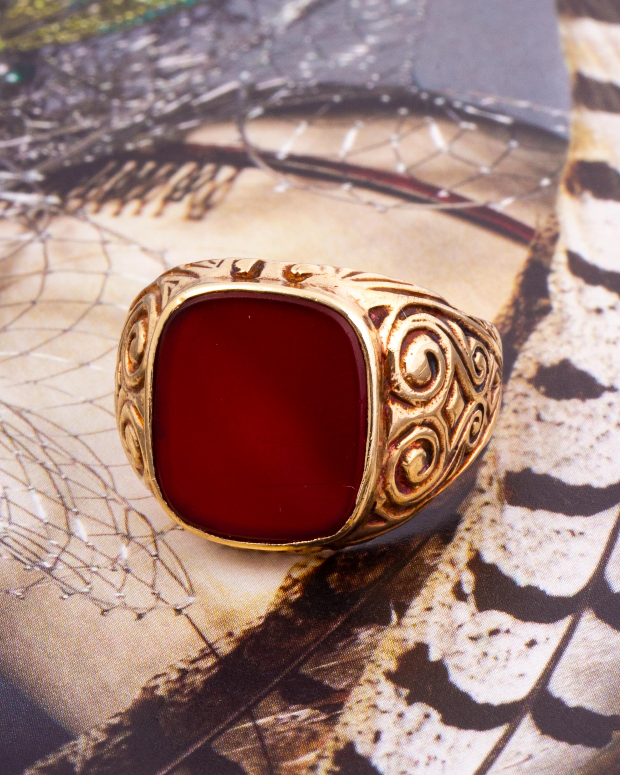 Cabochon Antique Carnelian and 9 Carat Gold Signet Ring