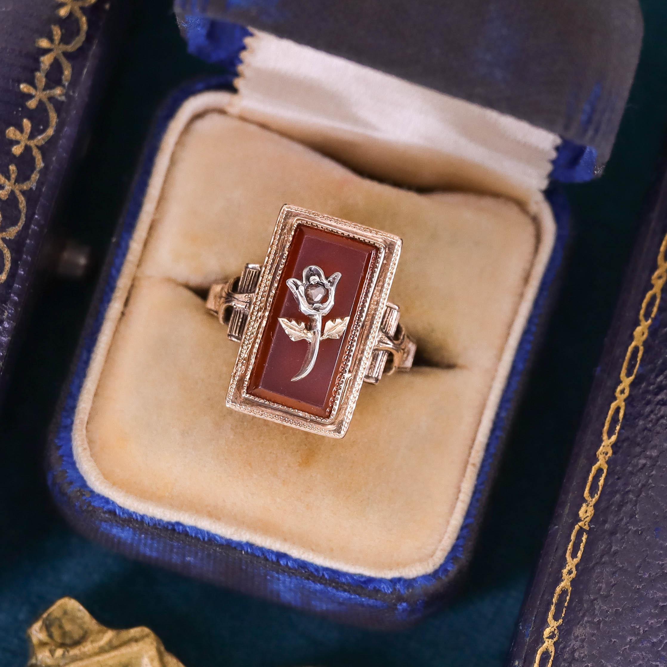 Bague ancienne en or 14k avec fleur en cornaline et diamant Pour femmes en vente