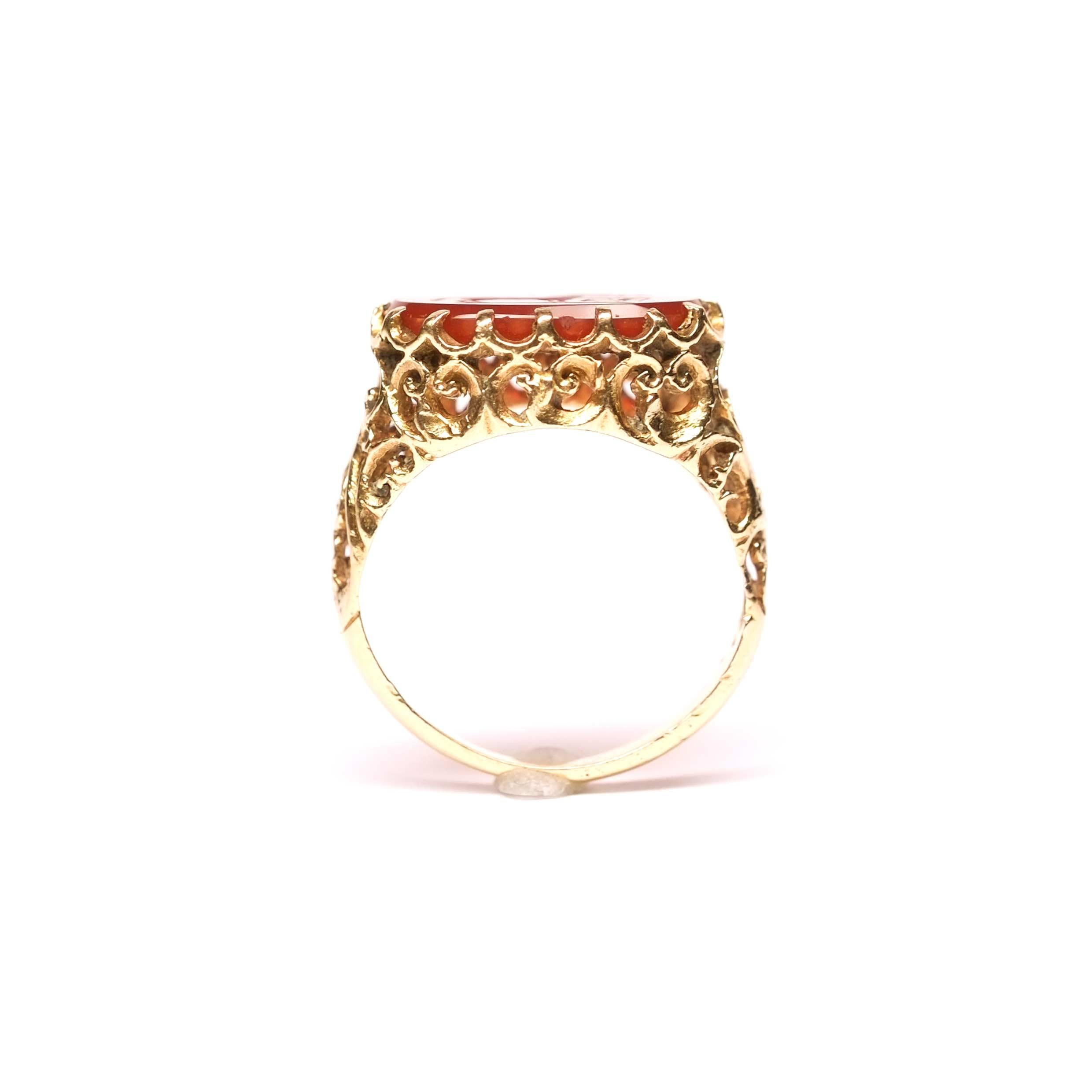Women's or Men's Antique Carnelian Intaglio Gold Ring For Sale