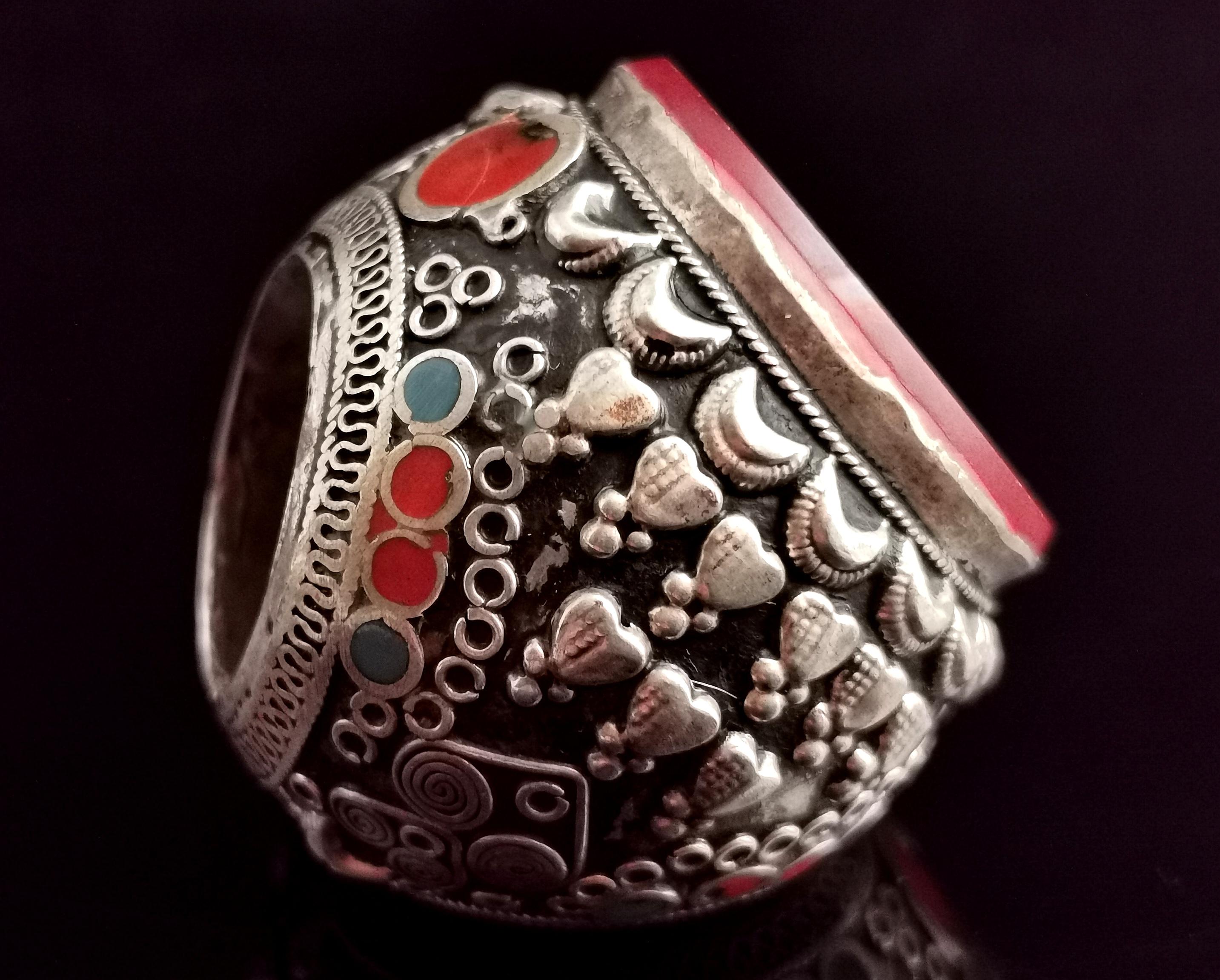 Antique Carnelian Intaglio Ring, Silver, Middle Eastern 8