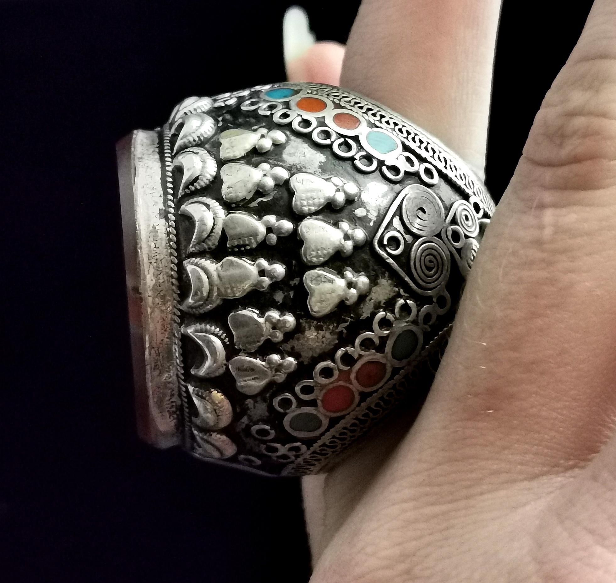 Women's or Men's Antique Carnelian Intaglio Ring, Silver, Middle Eastern
