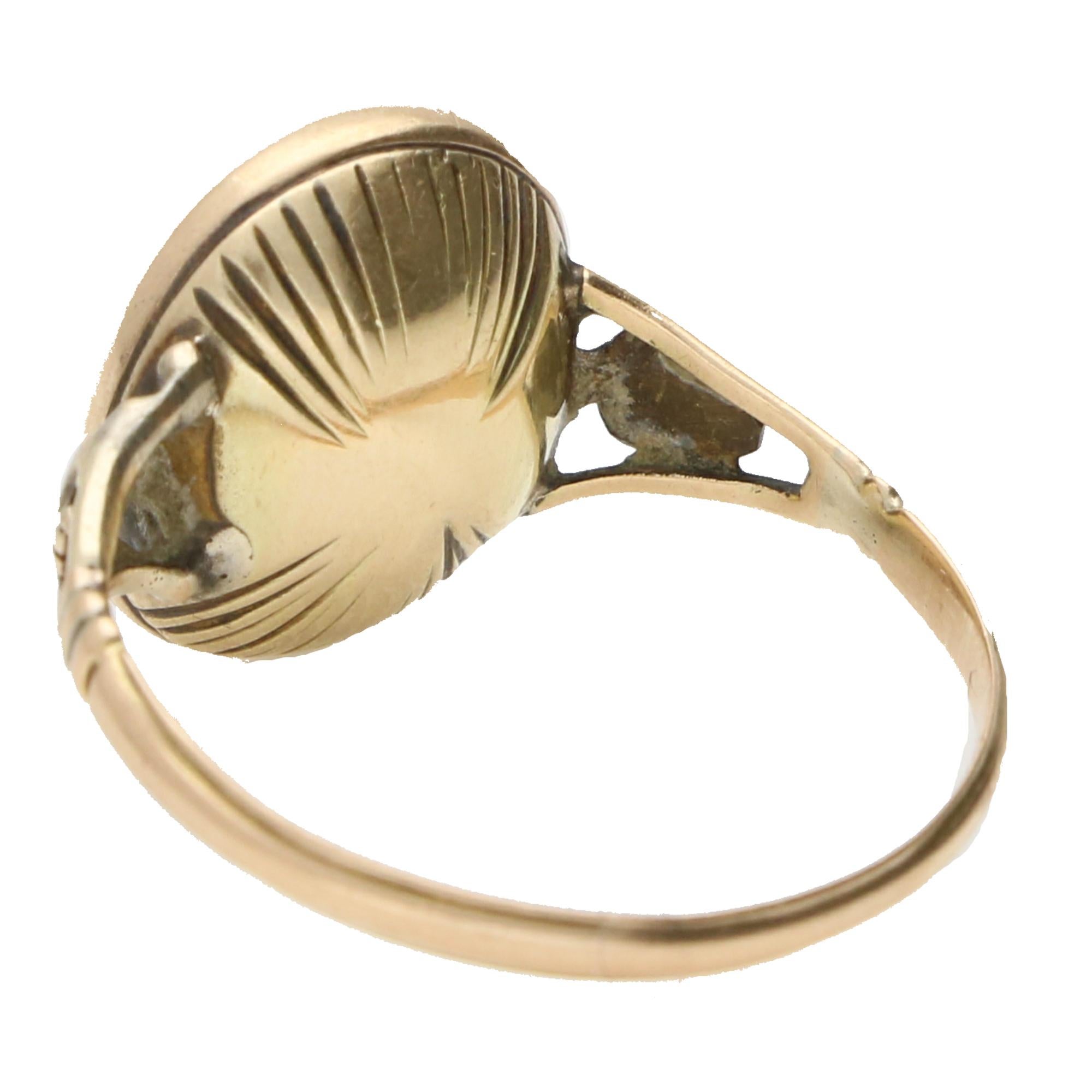 Cabochon Antique Carnelian Intaglio Signet Ring in Yellow Gold For Sale