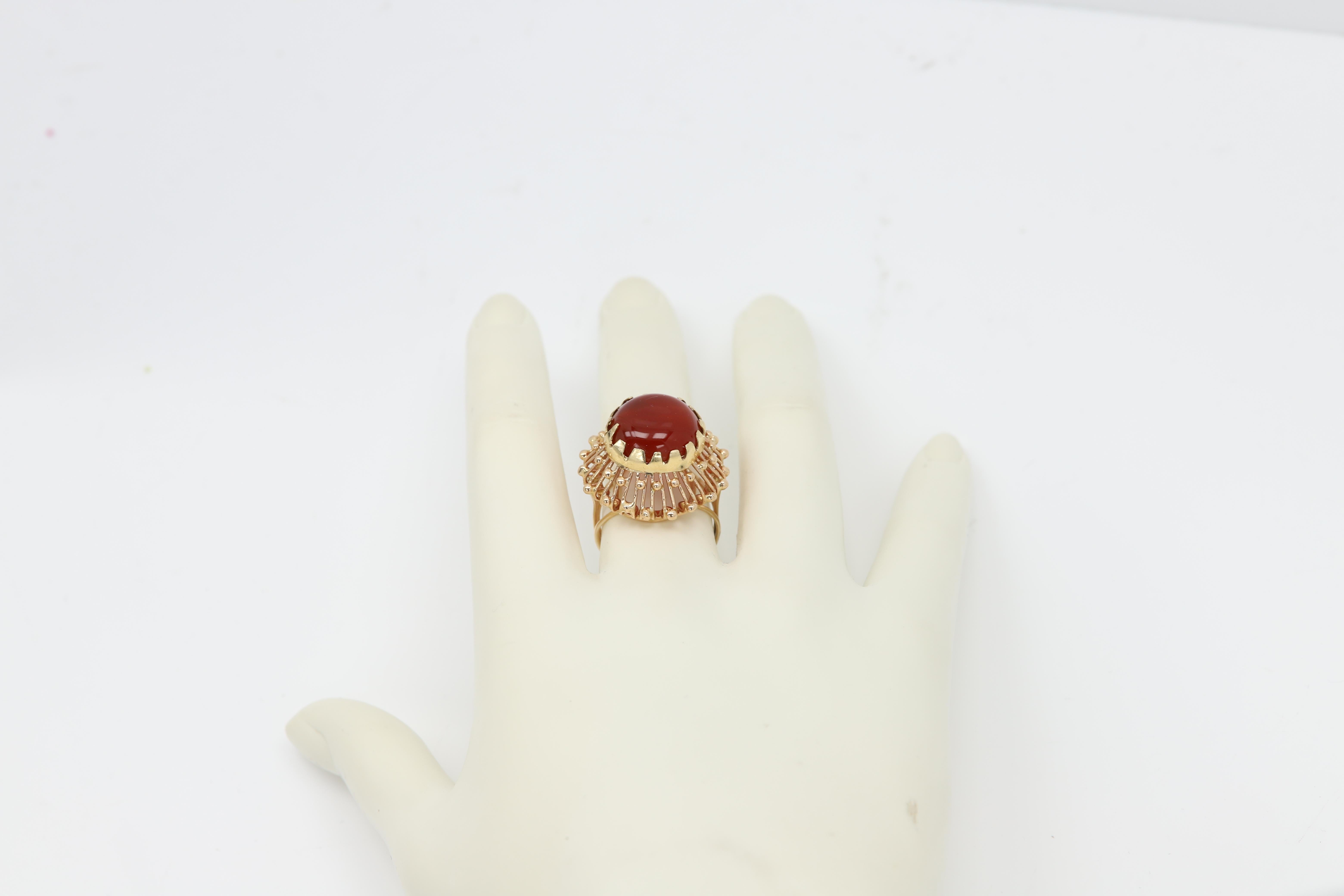 Antique Carnelian Ring 14 Karat Rose Gold Round Carnelian circa 1950  For Sale 3