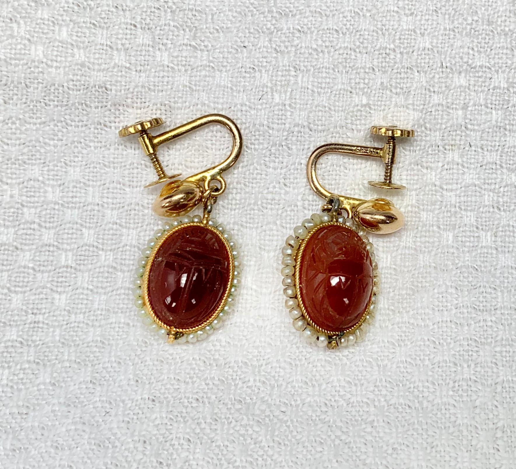 Antique Carnelian Scarab Earrings Egyptian Revival Gold Pearl In Good Condition For Sale In New York, NY