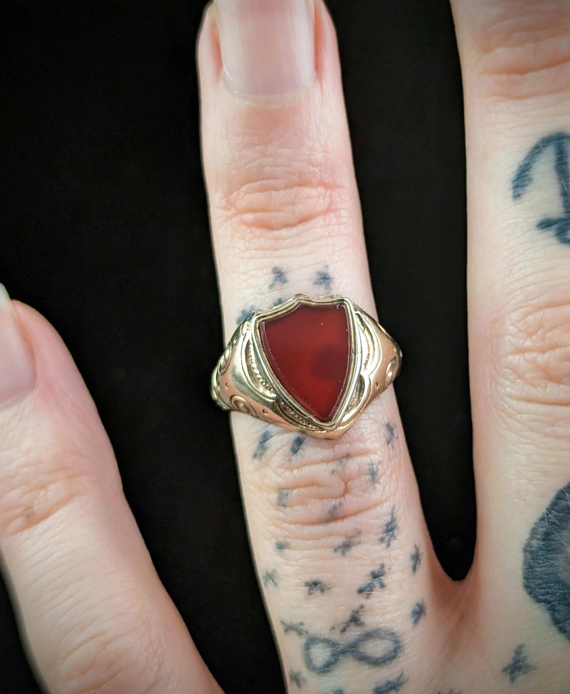 Antique Carnelian Signet Ring, Shield Shaped, Edwardian, Engraved 9k Gold In Fair Condition In NEWARK, GB