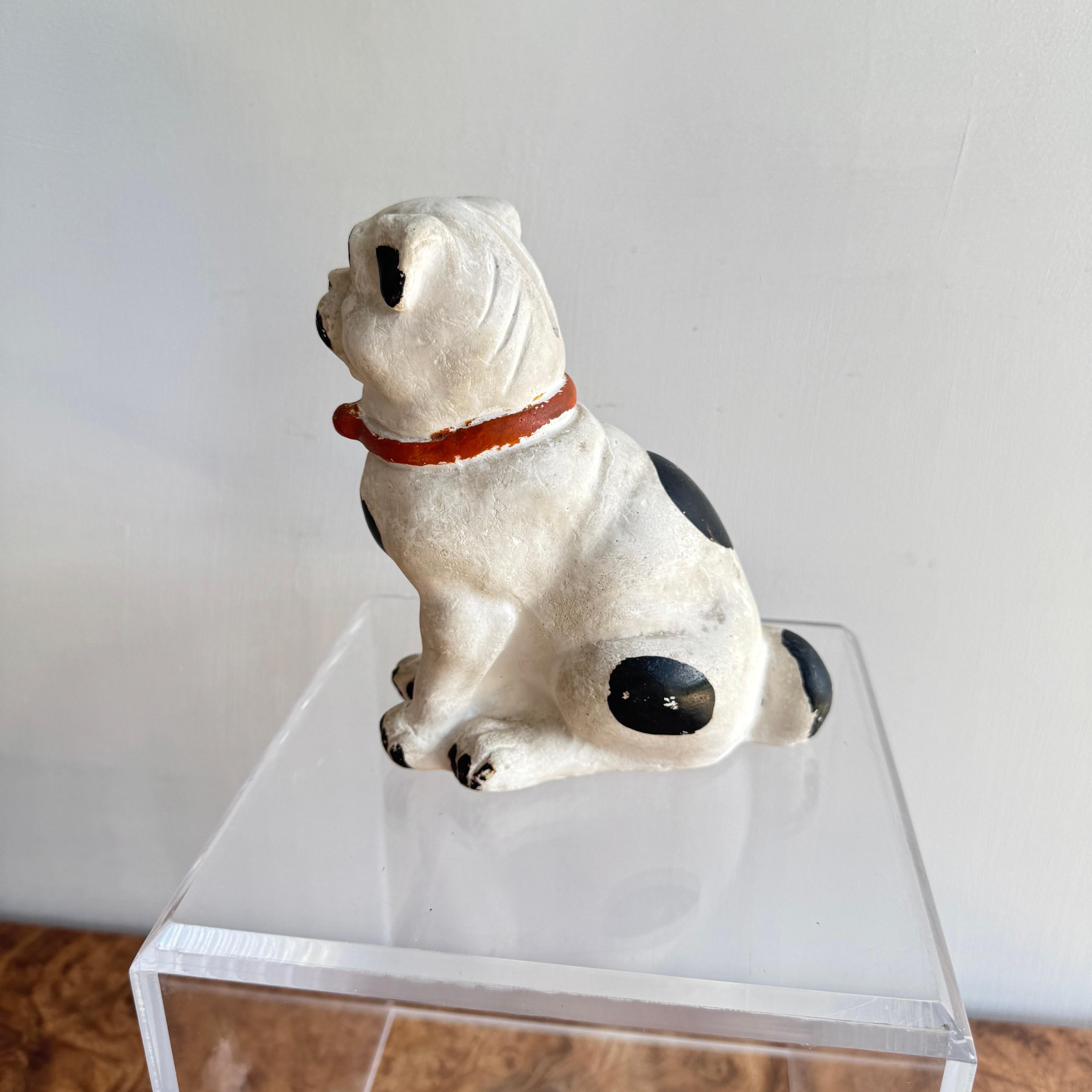 Antike Karneval Preis Chalkware Bulldog Statue / Figur (Gips) im Angebot