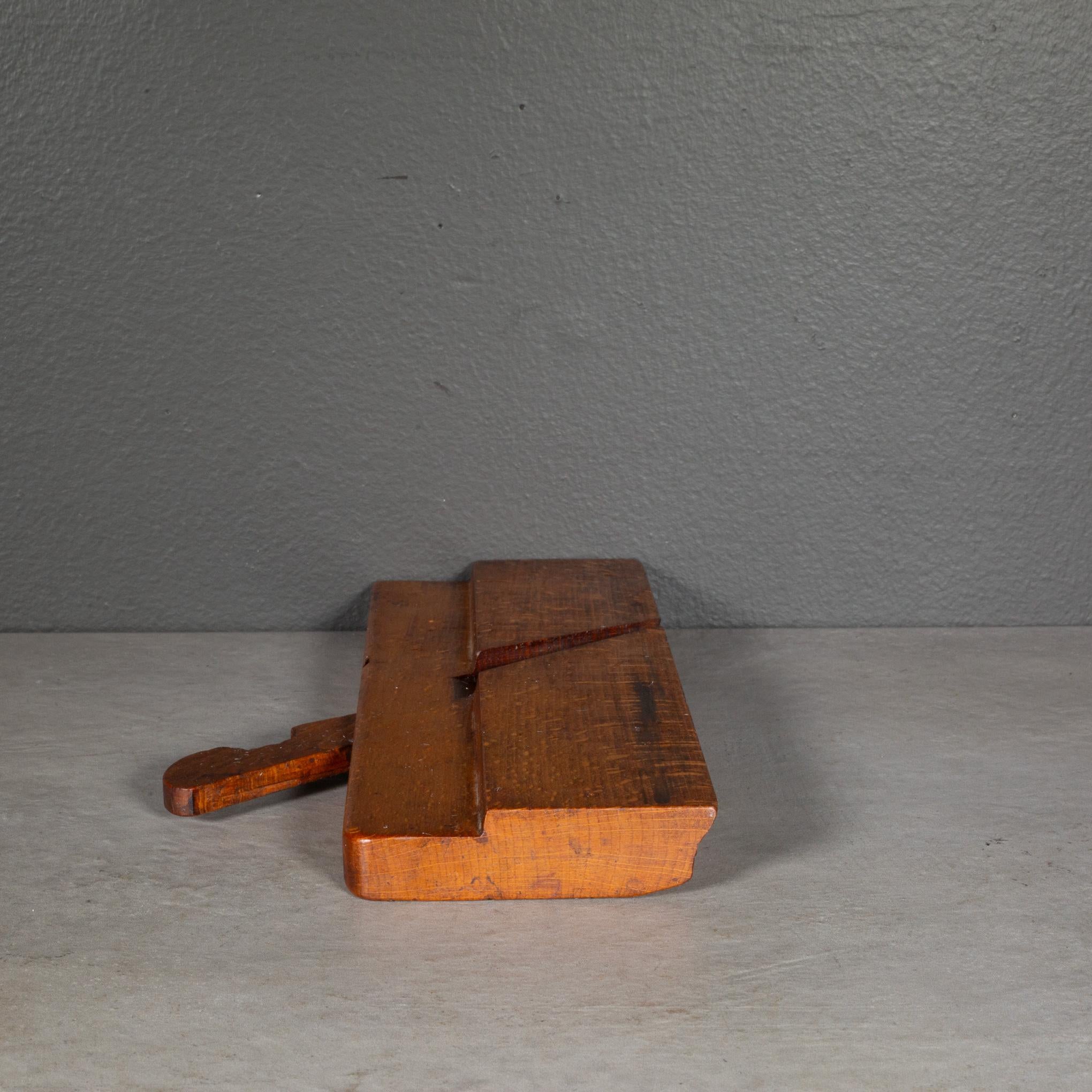 Noyer Planche de moulage de tapisserie ancienne en vente