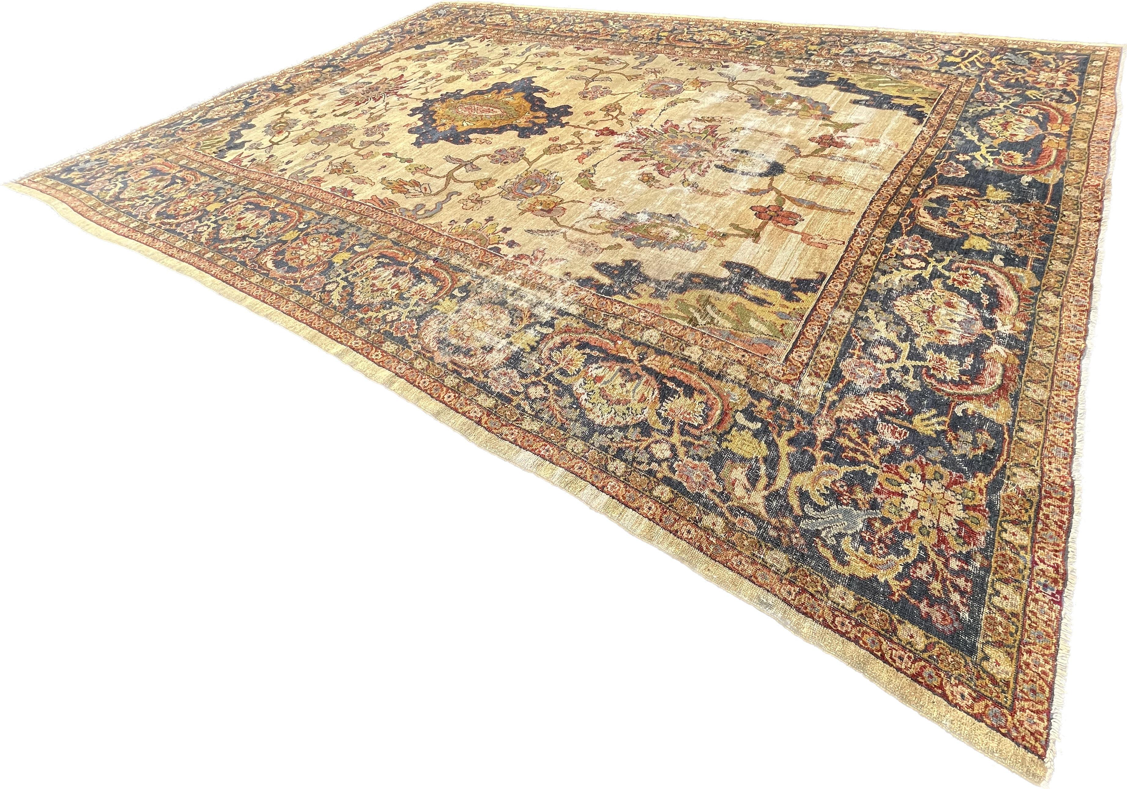 Hand-Woven Antique Carpet Mahal Sultanabad Collection