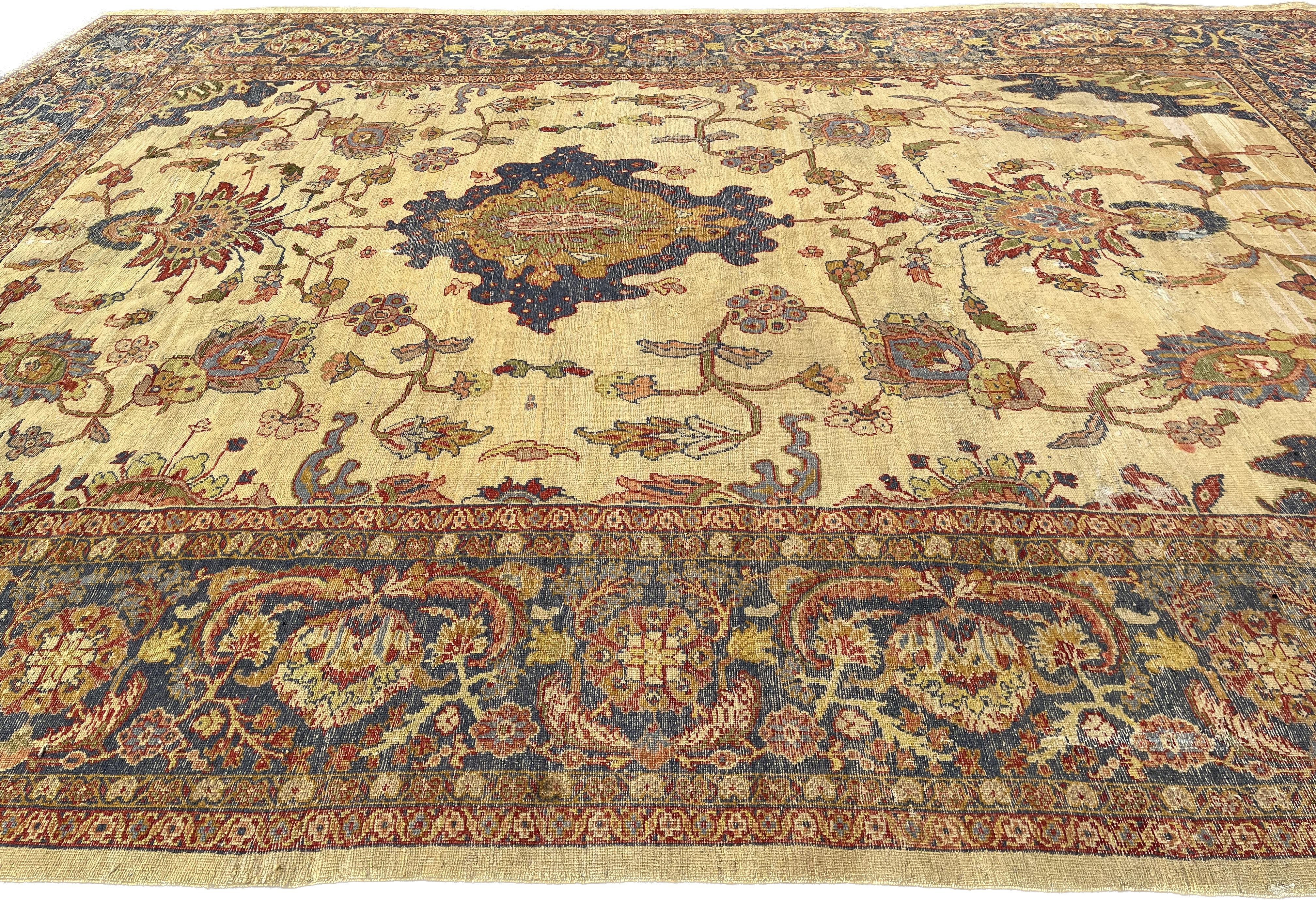 Wool Antique Carpet Mahal Sultanabad Collection