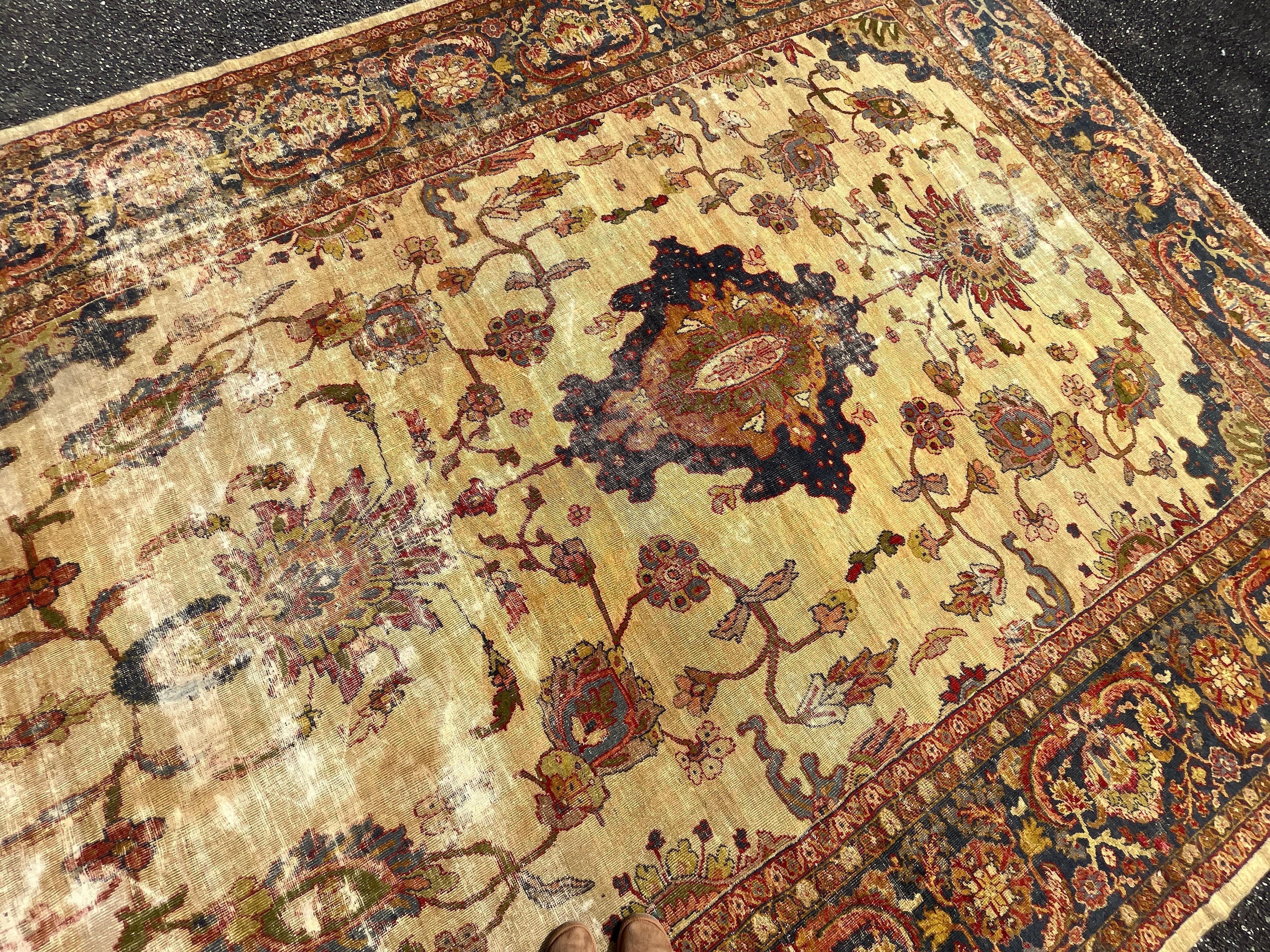 Antique Carpet Mahal Sultanabad Collection 3