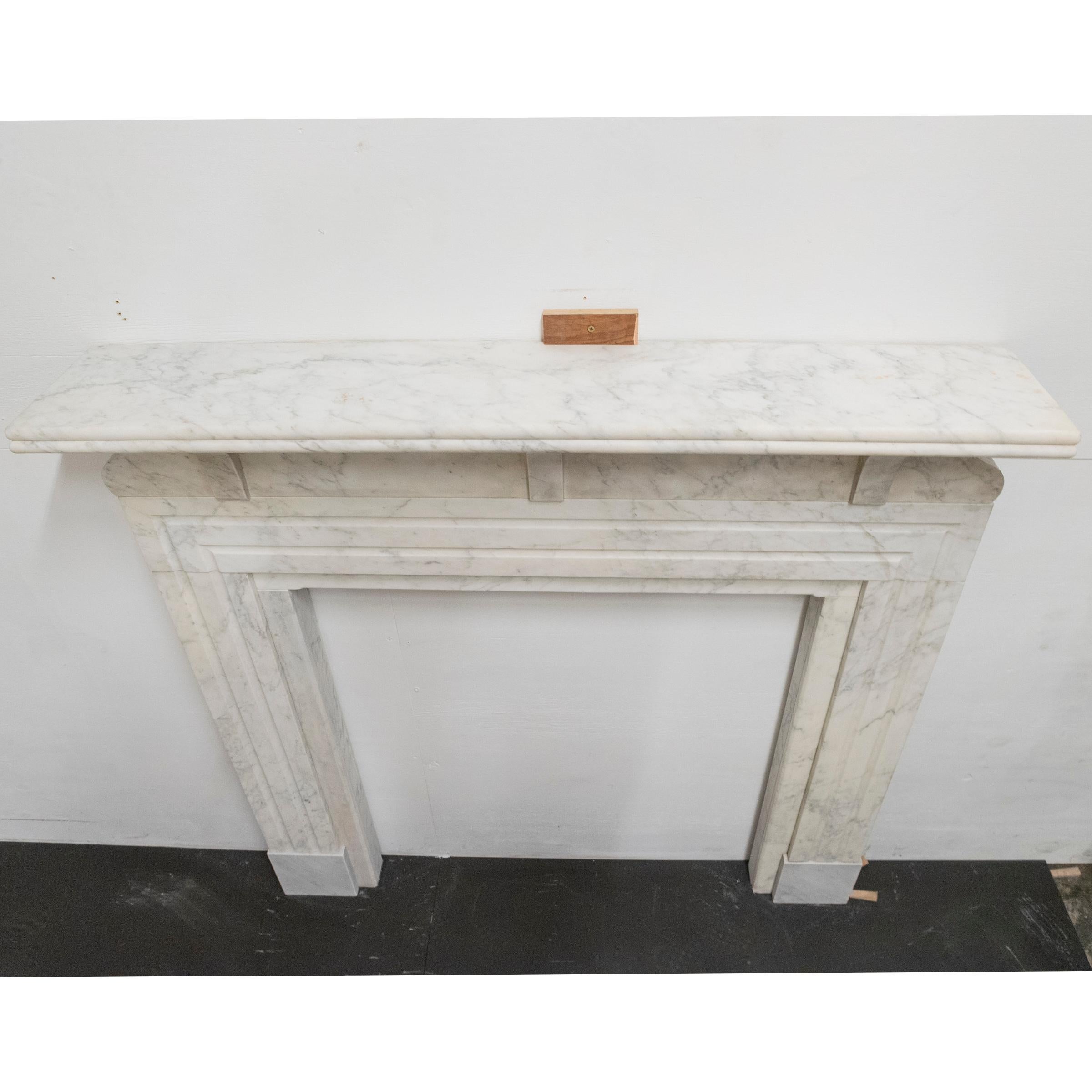 Antique Carrara Marble Chimneypiece For Sale 9