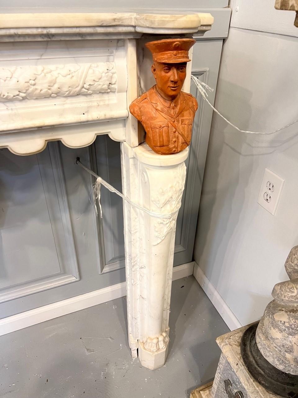 Antique Carrara Marble Fireplace Mantel with Three Terracotta Busts       For Sale 2