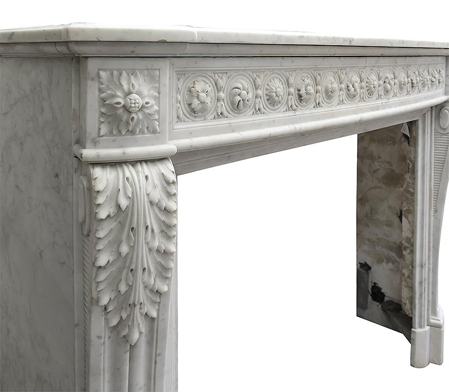 French Antique Carrara marble Louis XVI fireplace mantel 19th Century For Sale
