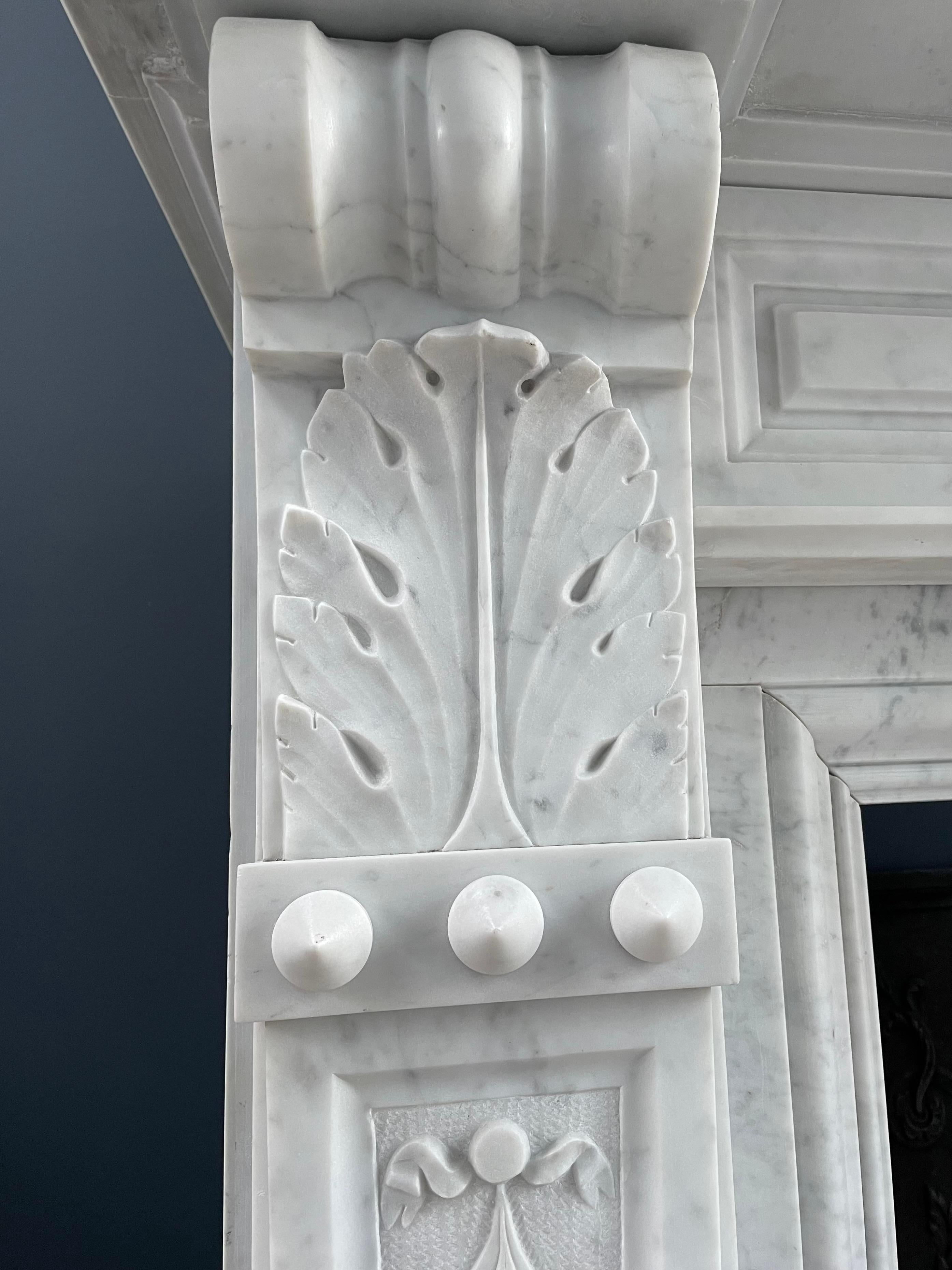Antique Carrara White Marble Circular Fireplace For Sale 3