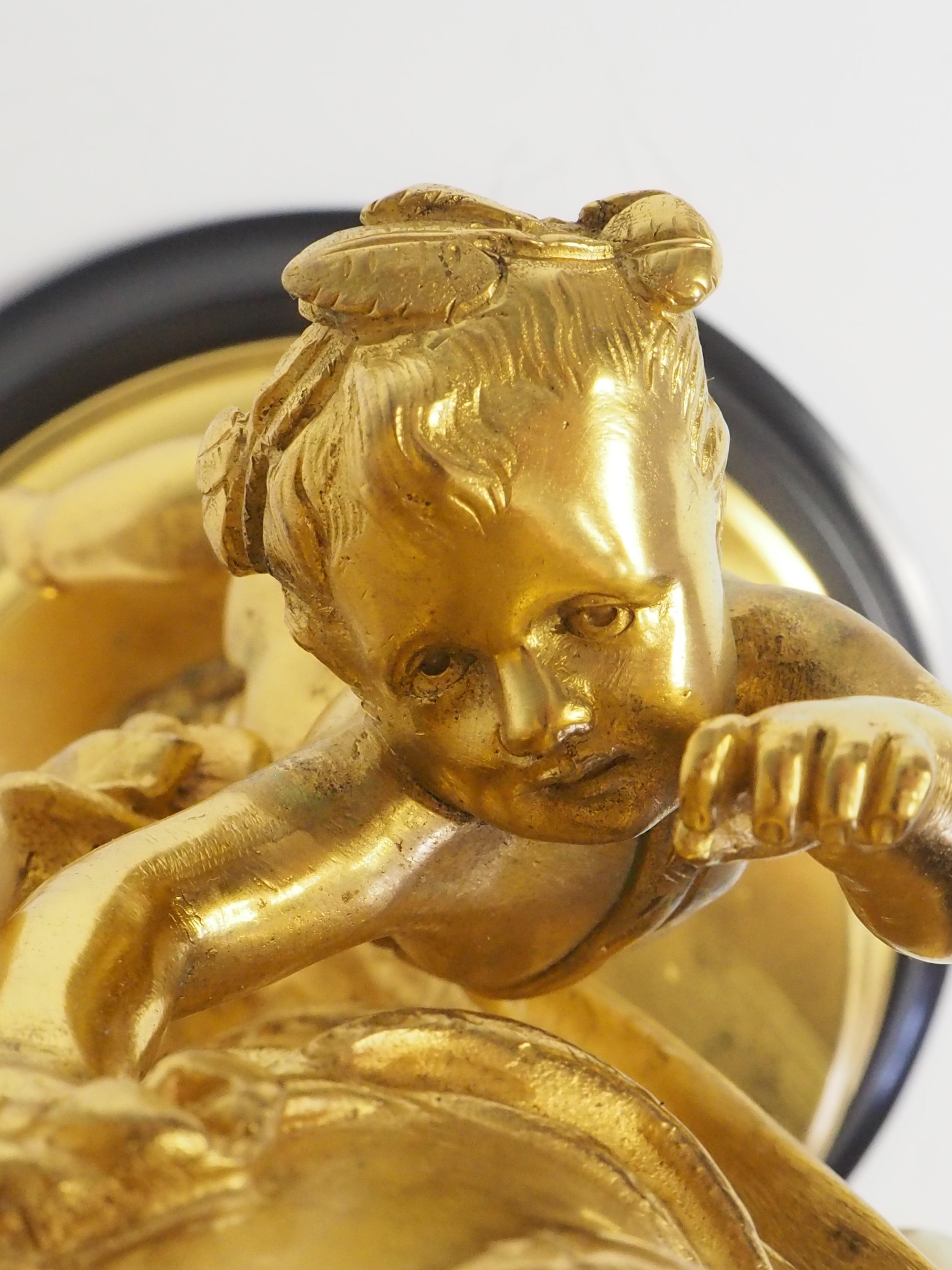 Lampe à huile ancienne en bronze doré signée Carrier-Beluese Lady en vente 13