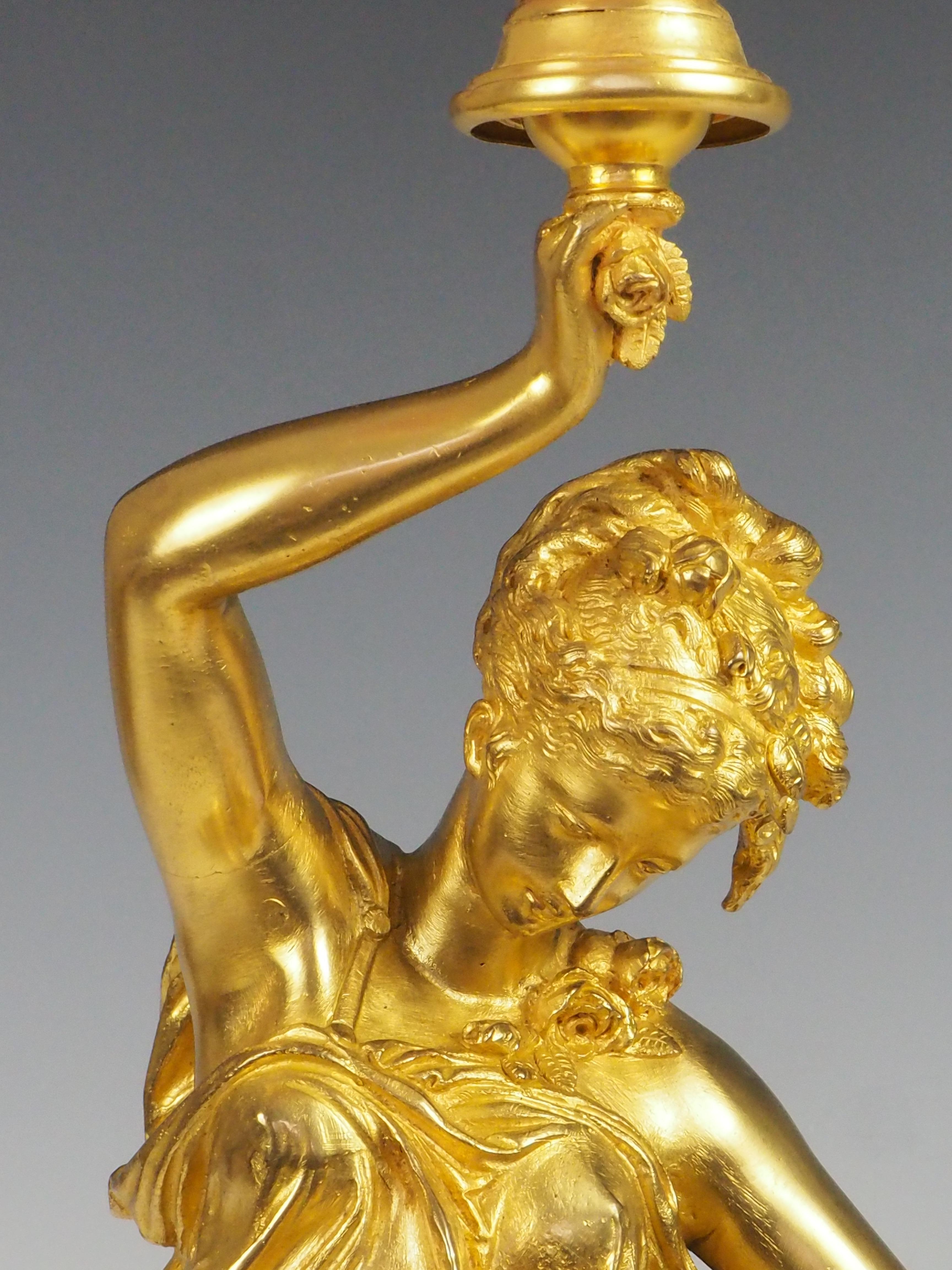 Lampe à huile ancienne en bronze doré signée Carrier-Beluese Lady en vente 1