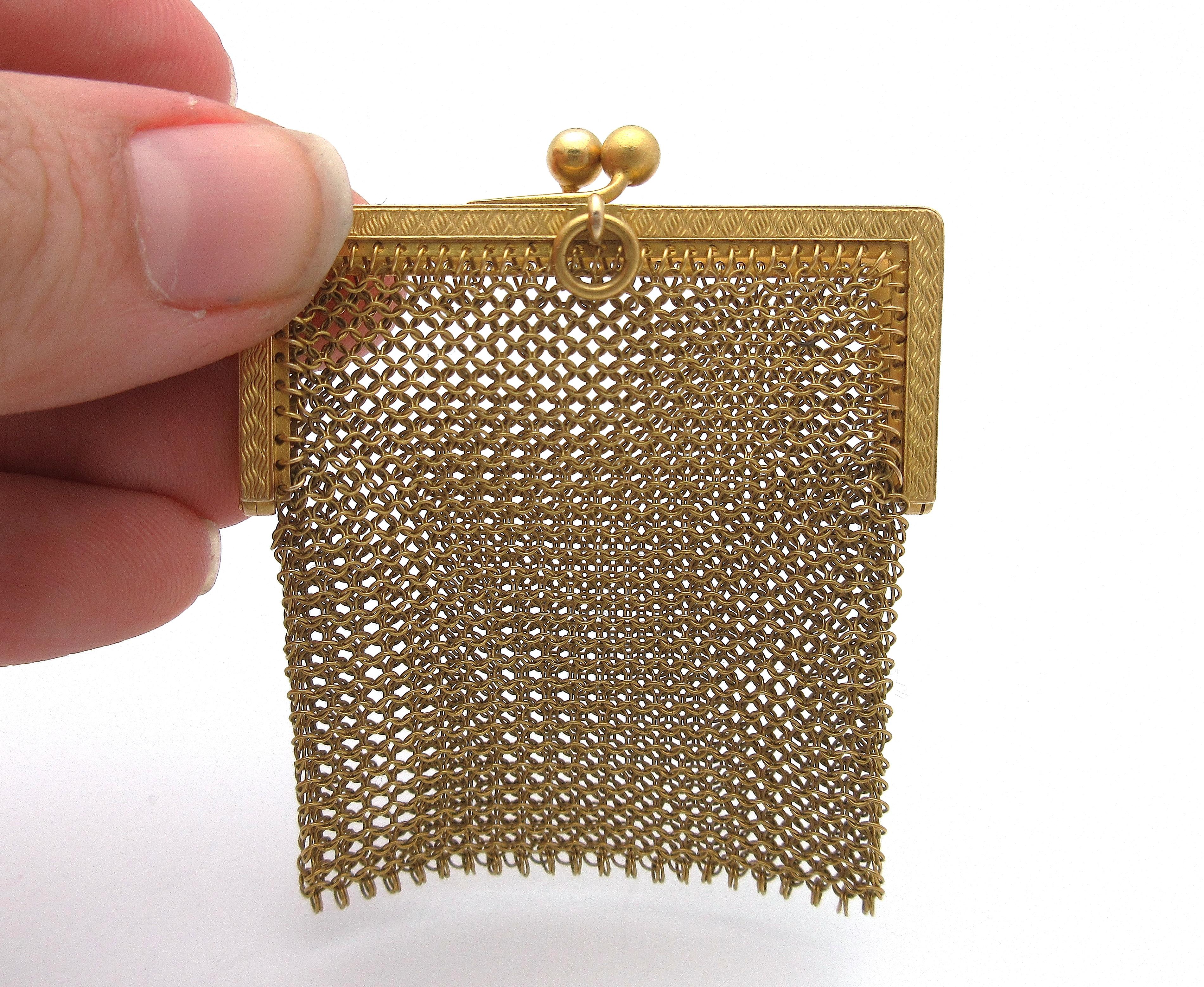 Antique Carter Gough & Co Chatelaine Mesh Purse 14 Karat Yellow Gold In Good Condition In Manchester, NH