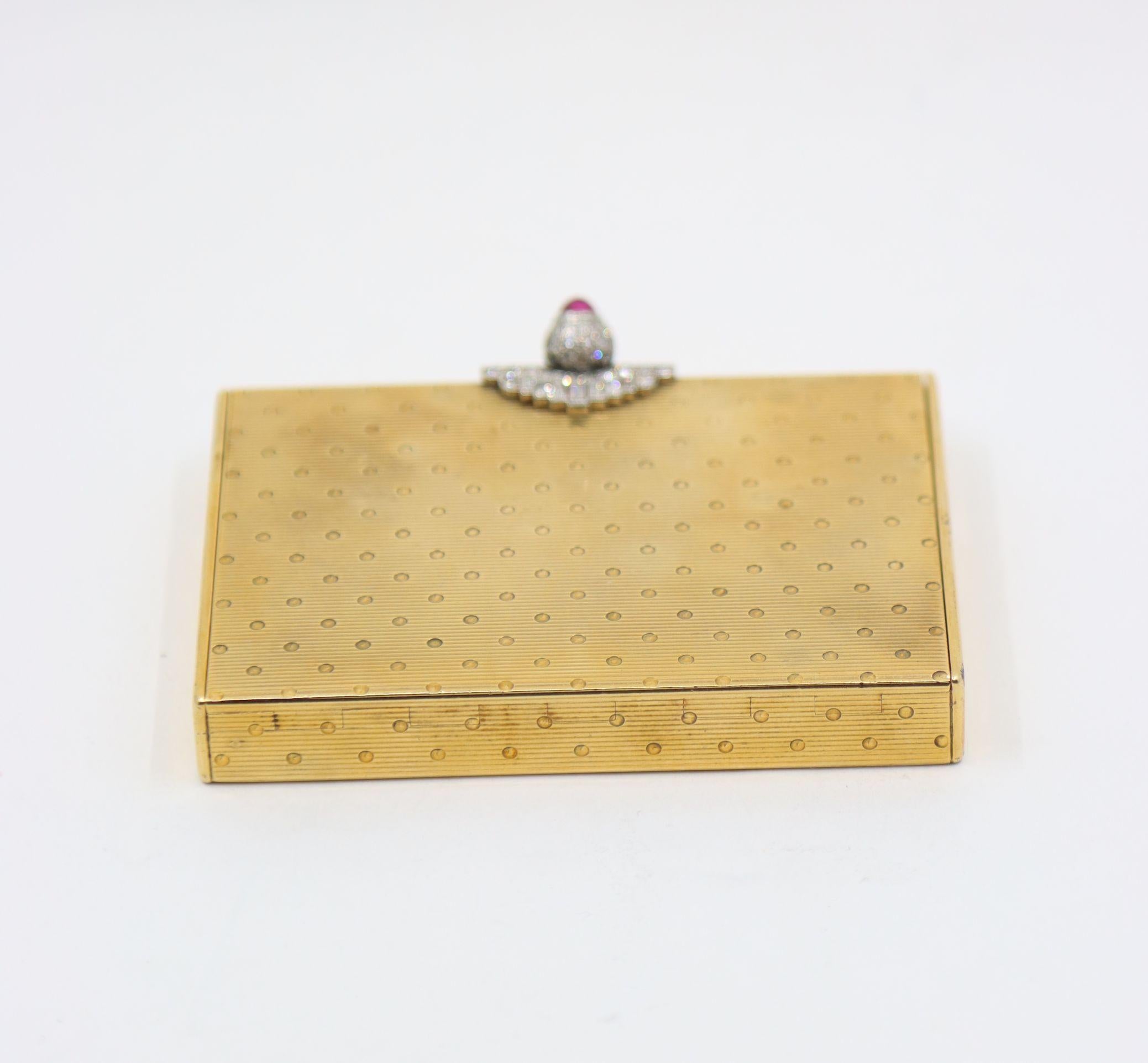 Antique Cartier 9CT Gold Diamond Ruby Compact Case For Sale 3