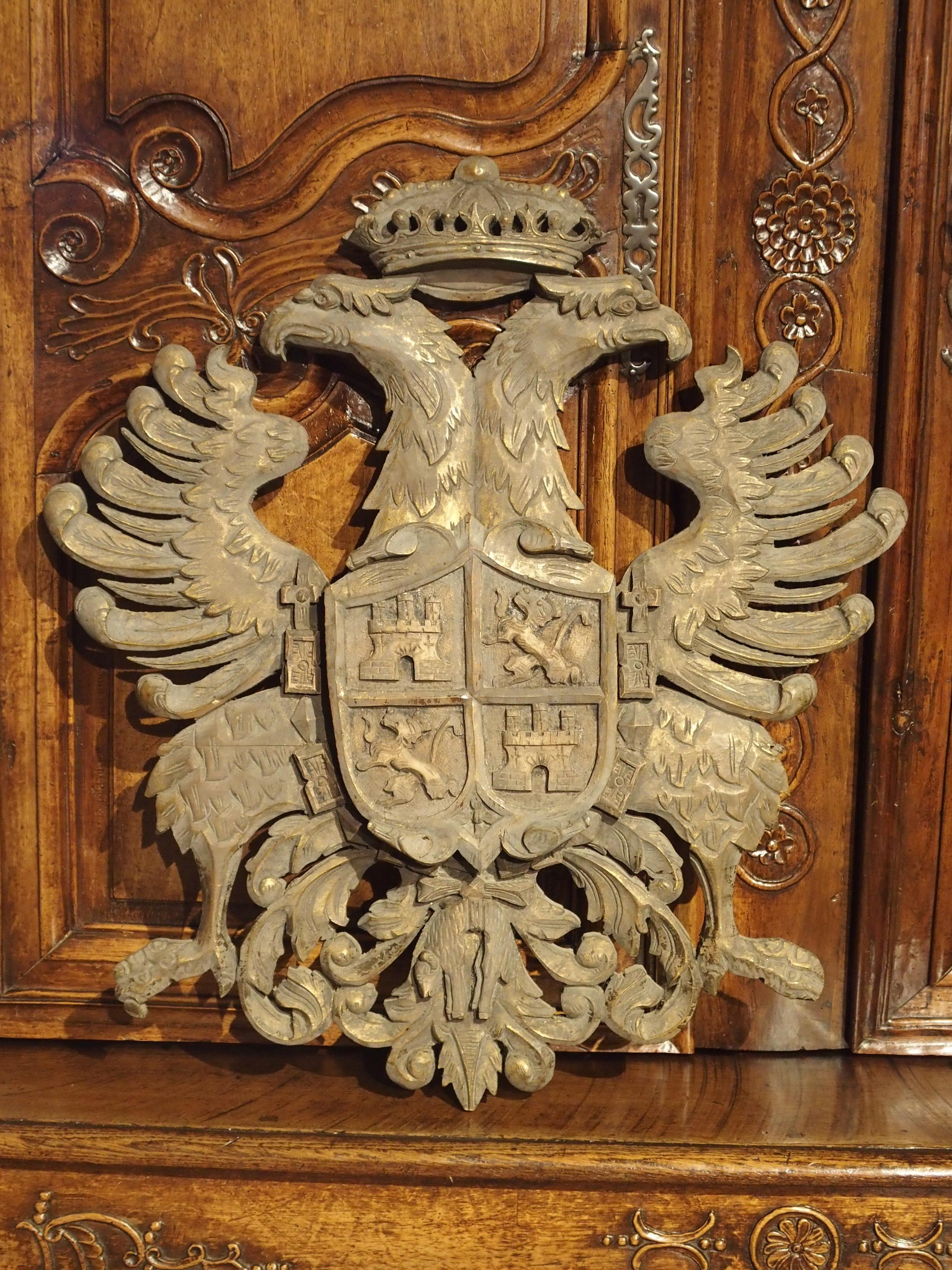 Antique Carved and Gilded Coat of Arms of Toledo Spain, circa 1900 1