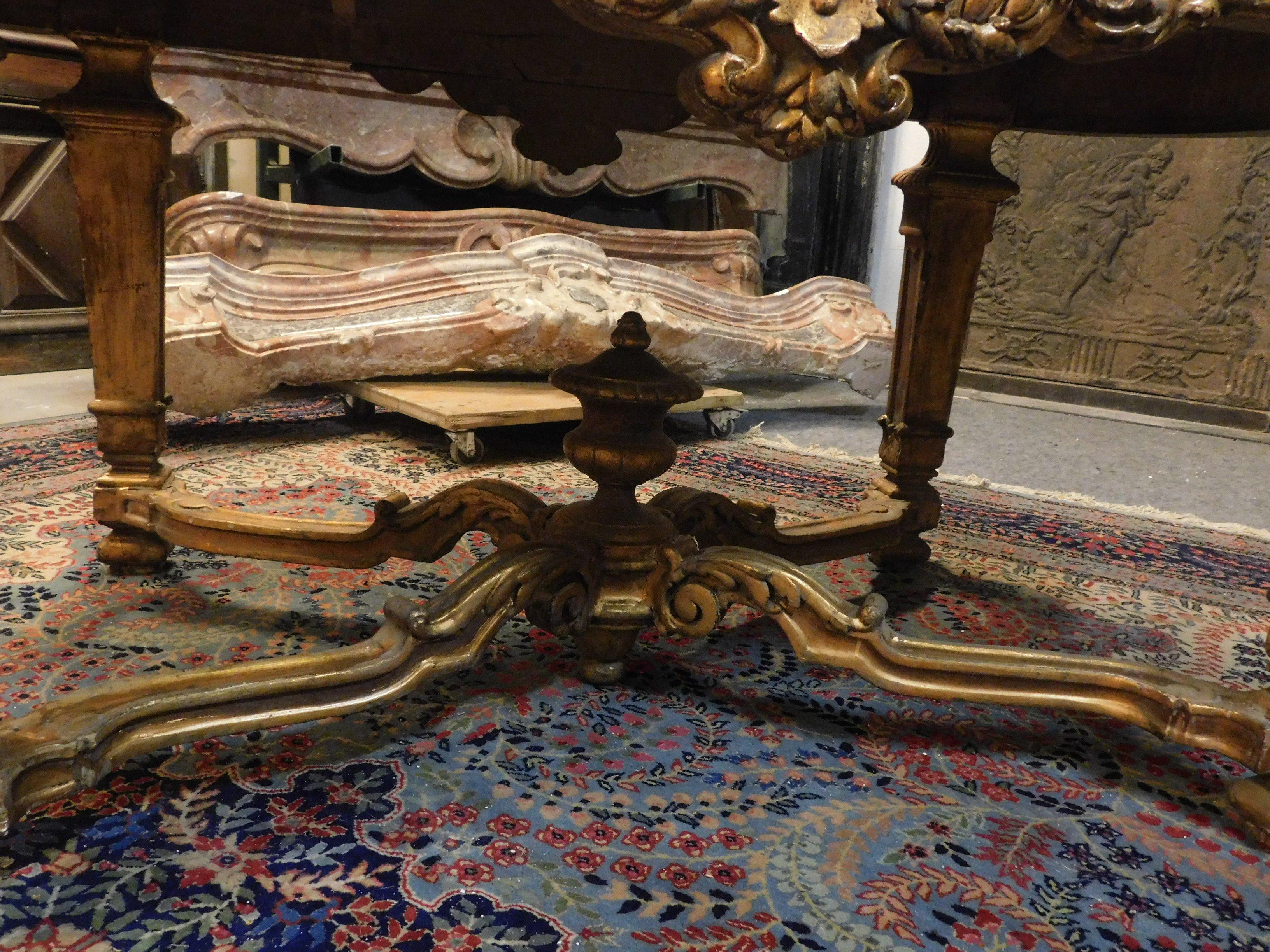 Antique Carved and Gilded Console Table, White Marble Top, 1700, Italy 5