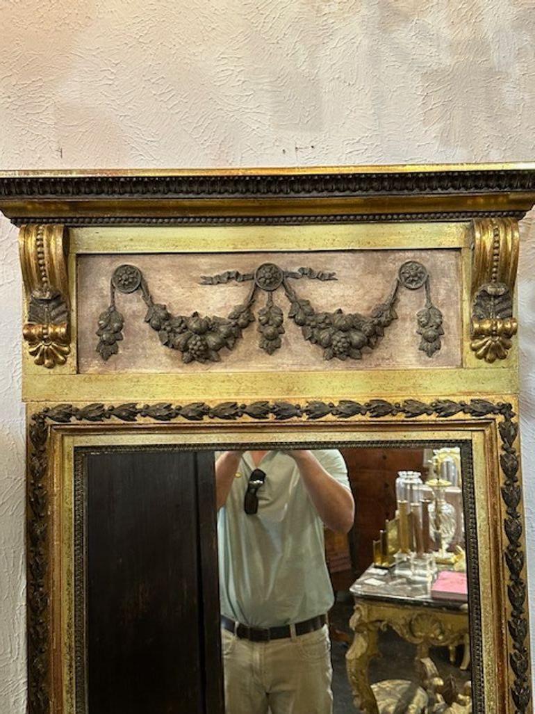 Neoclassical Antique Carved and Painted Swedish Neo-Classical Mirror For Sale