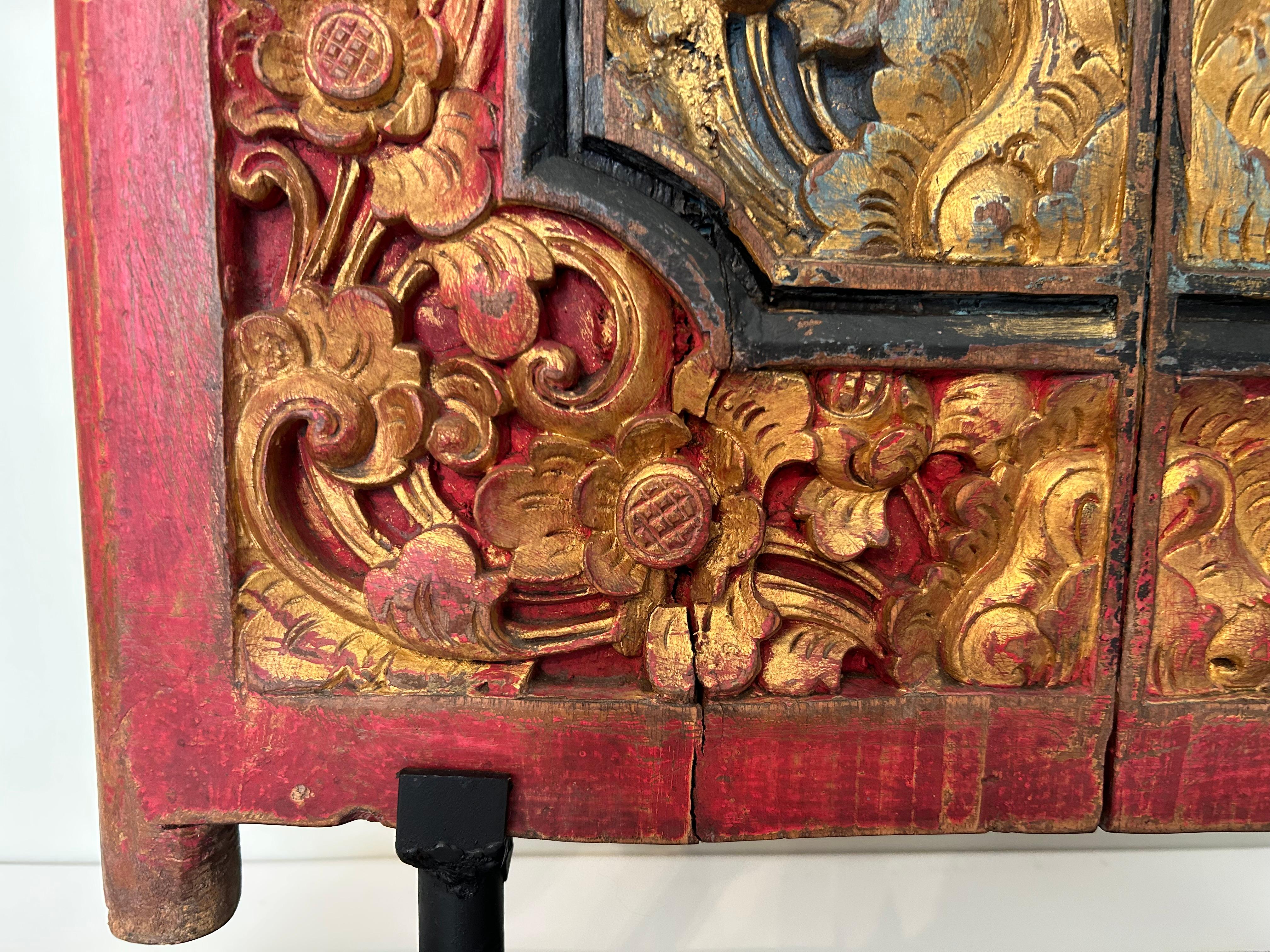  Antike Balinesische handgeschnitzte Tafel (19. Jahrhundert) im Angebot