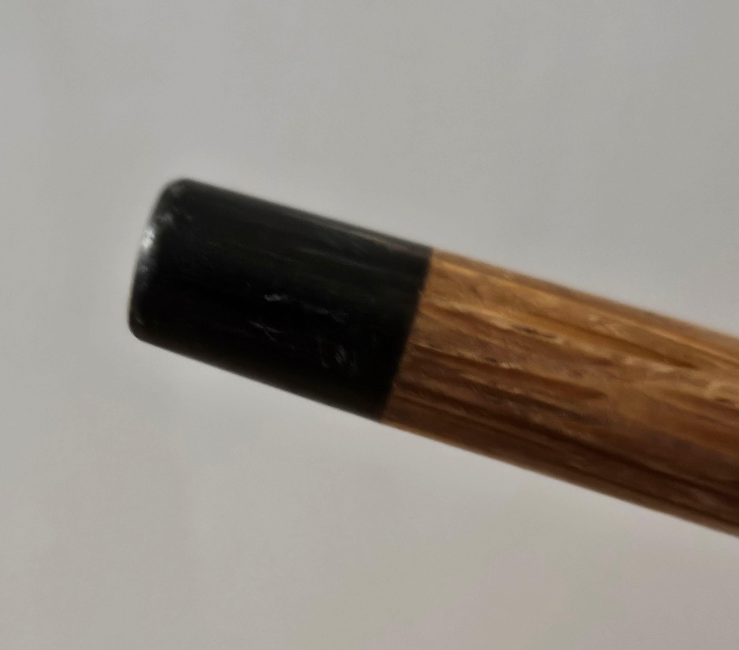 Bois Canne ancienne en os sculpté en vente