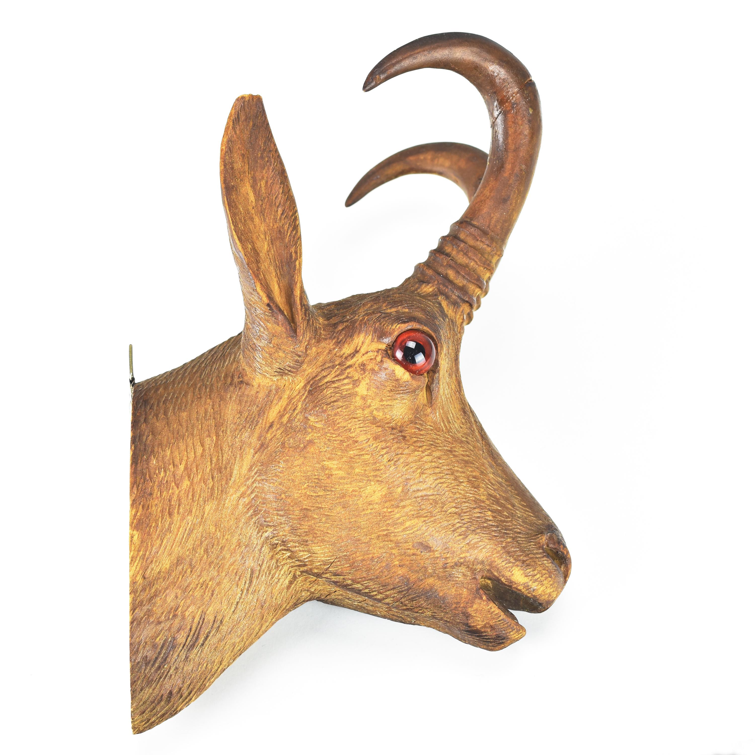 Early 20th Century Antique Carved Buck Head Brienz Black Forest Wood Carving Glass Eyes For Sale