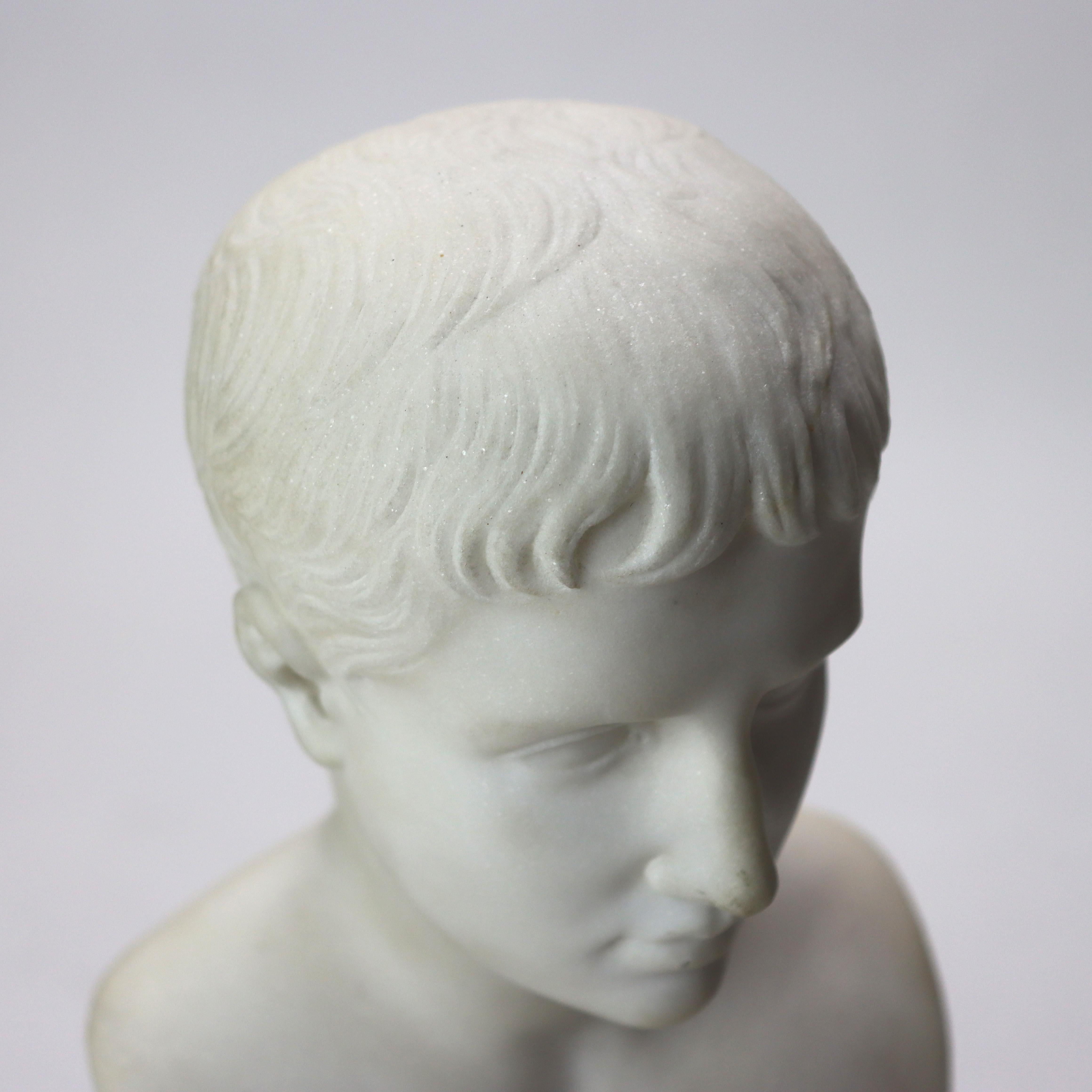 Antiguo busto tallado en mármol de Carrera del joven Napoleón C1880 en venta 1