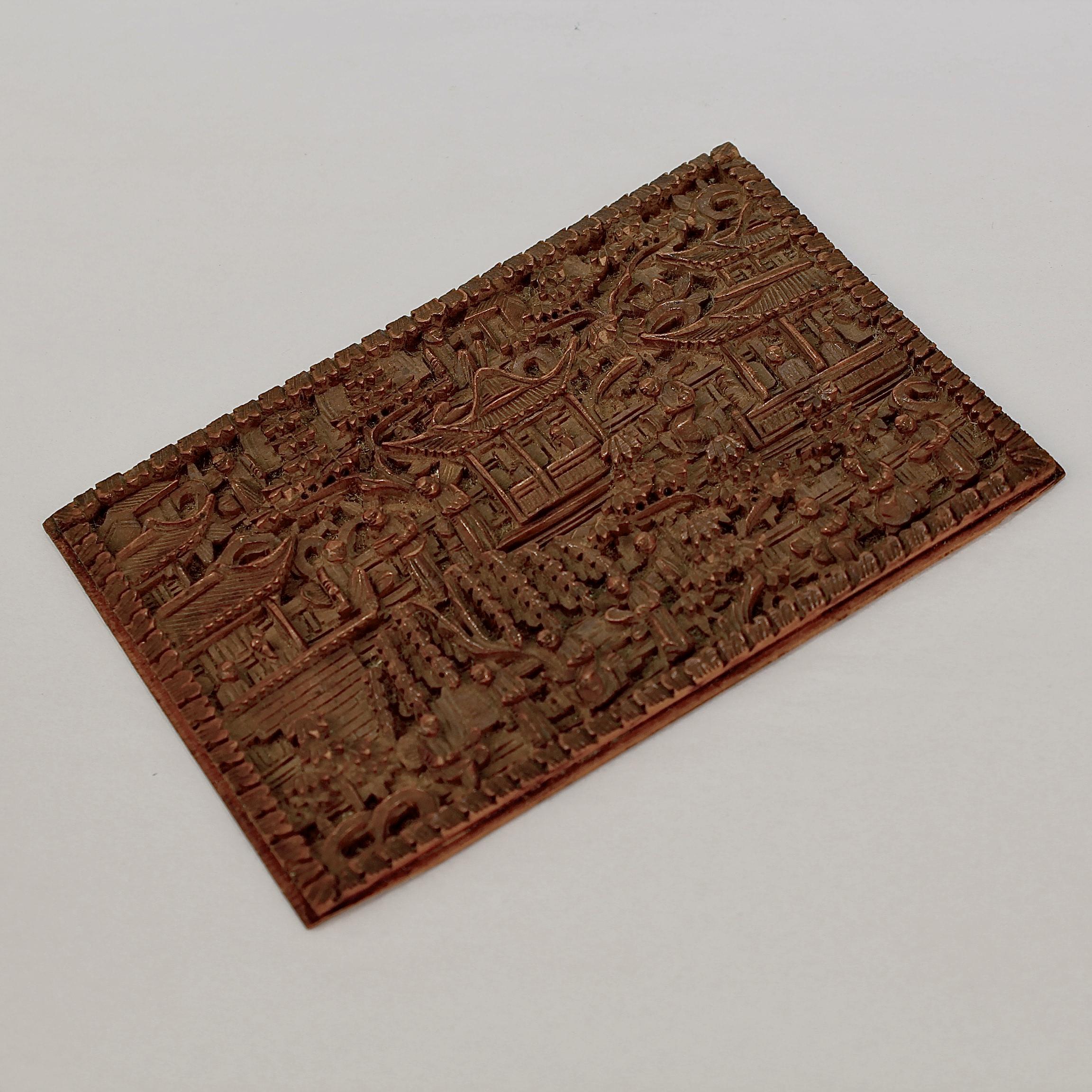 Antike geschnitzte chinesische Boxholzplakette oder Einsatz (Chinesisch) im Angebot