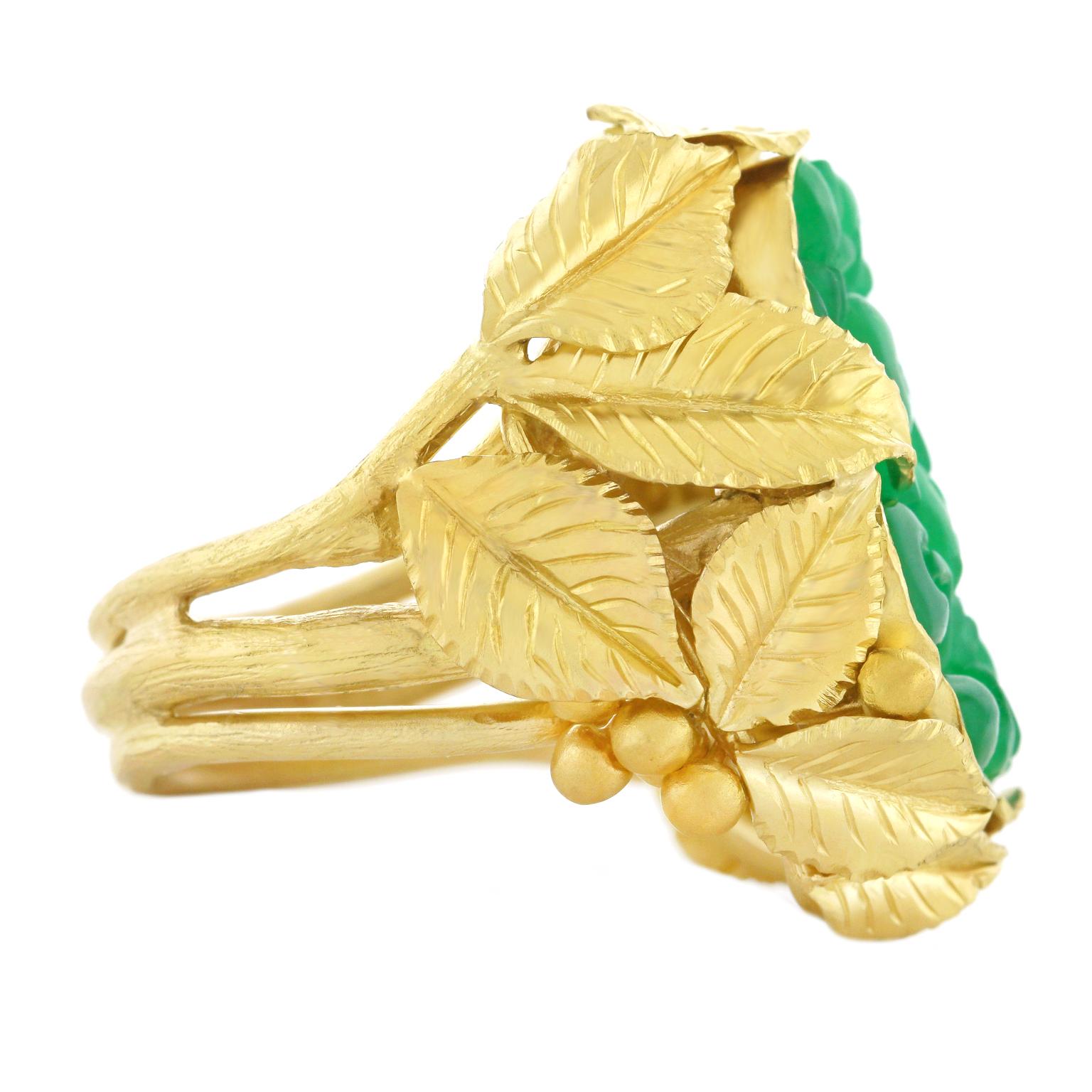 Women's or Men's Antique Carved Jade in a One-of-a-Kind Gold Ring AGL Report For Sale