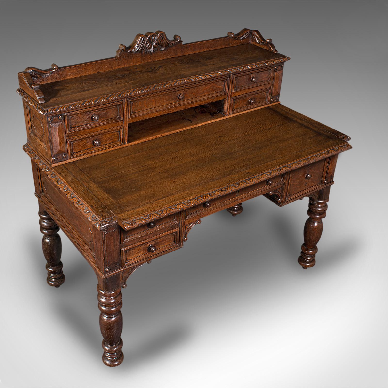 Antiker geschnitzter Correspondence-Schreibtisch, schottische Eiche, Schreibtisch, frühviktorianisch (Eichenholz) im Angebot