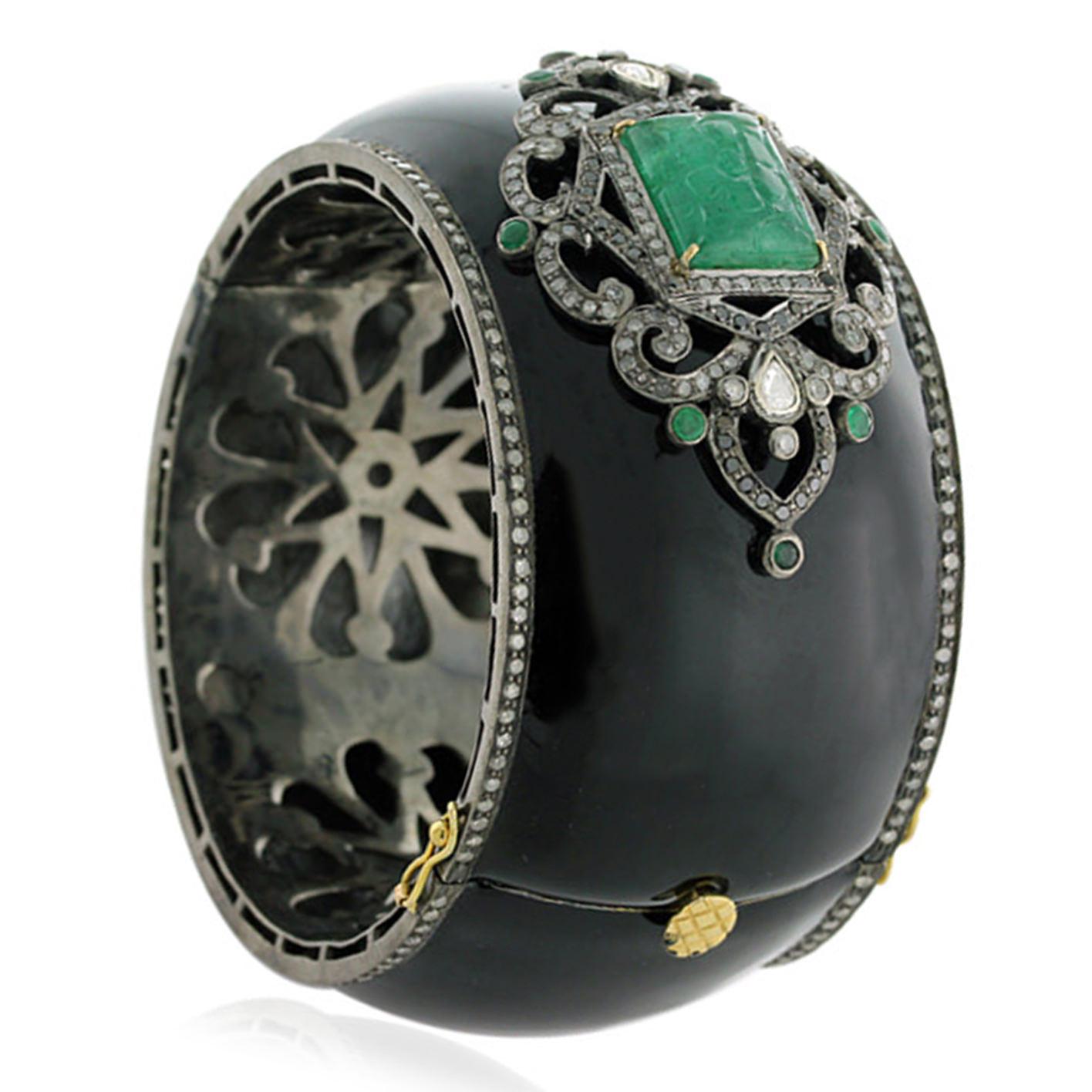 Mixed Cut Antique Carved Emerald Bangle Bracelet With Diamonds 14.7 Carats For Sale